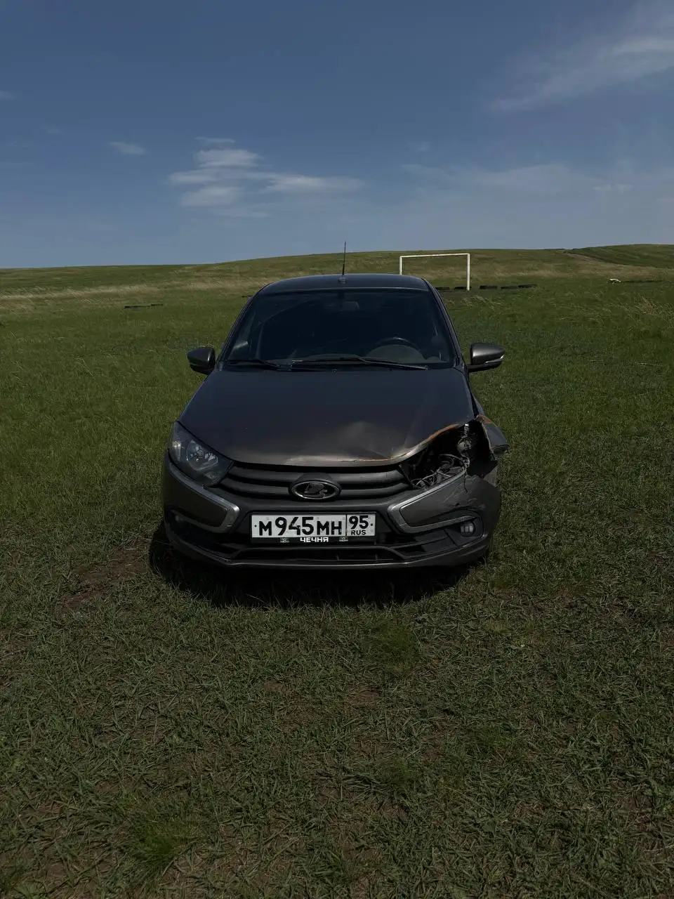 LADA Granta 2021, 136000 км,机械变速箱, требуется косметический ремонт - Легковые автомобили (Авто) в Самара