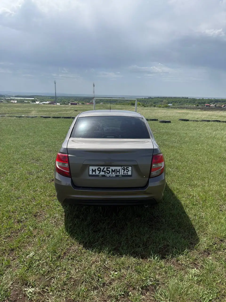 LADA Granta 2021, 136000 км,机械变速箱, требуется косметический ремонт - Легковые автомобили (Авто) в Самара