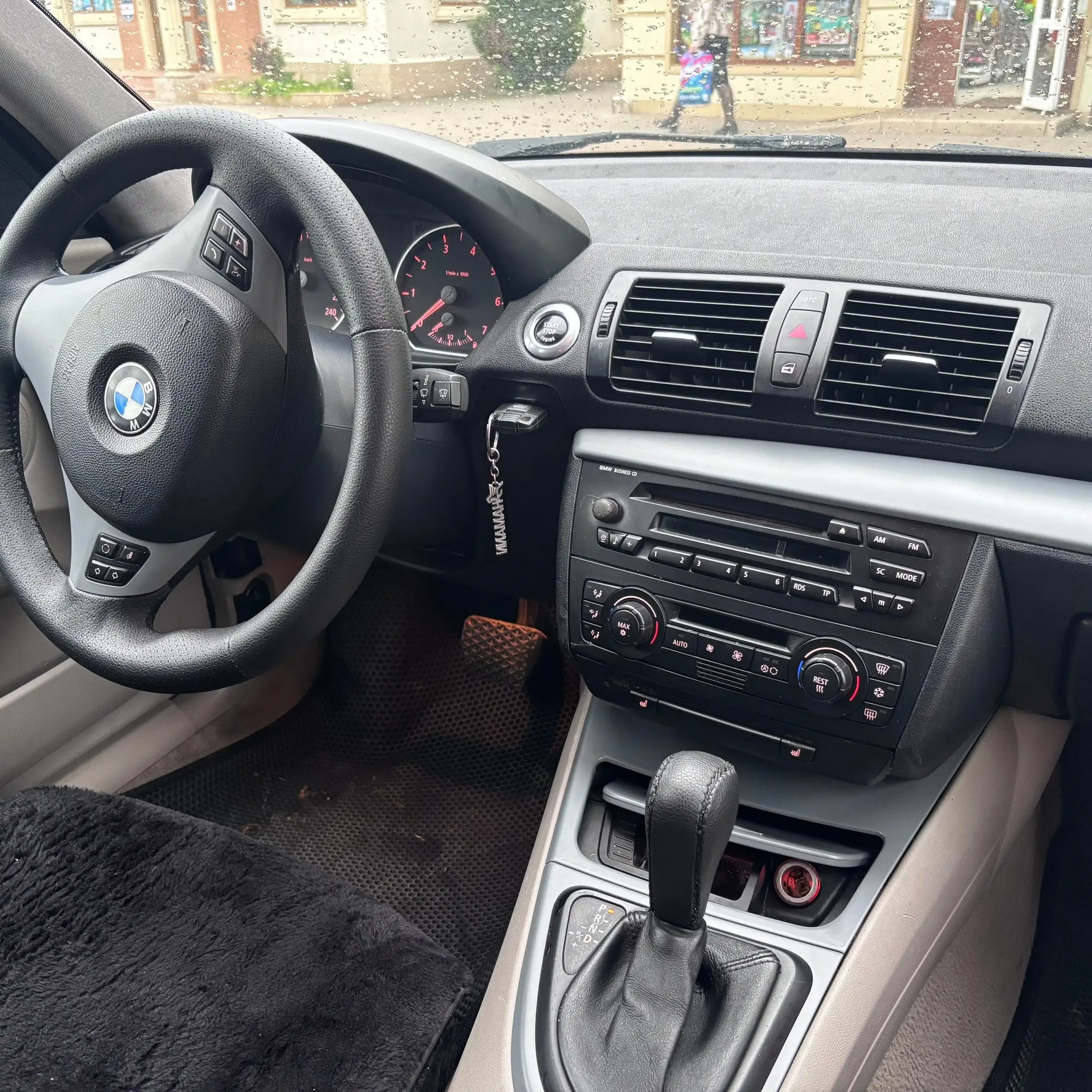 BMW 1 Series (E87) 2006 - Авто в Армавир