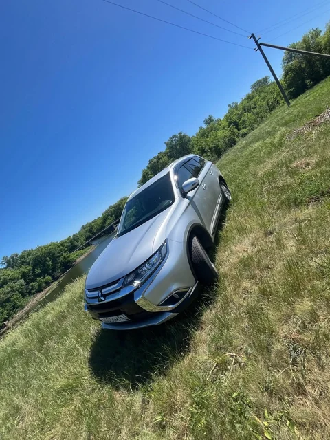 Mitsubishi Outlander 2018 - Авто в Тольятти