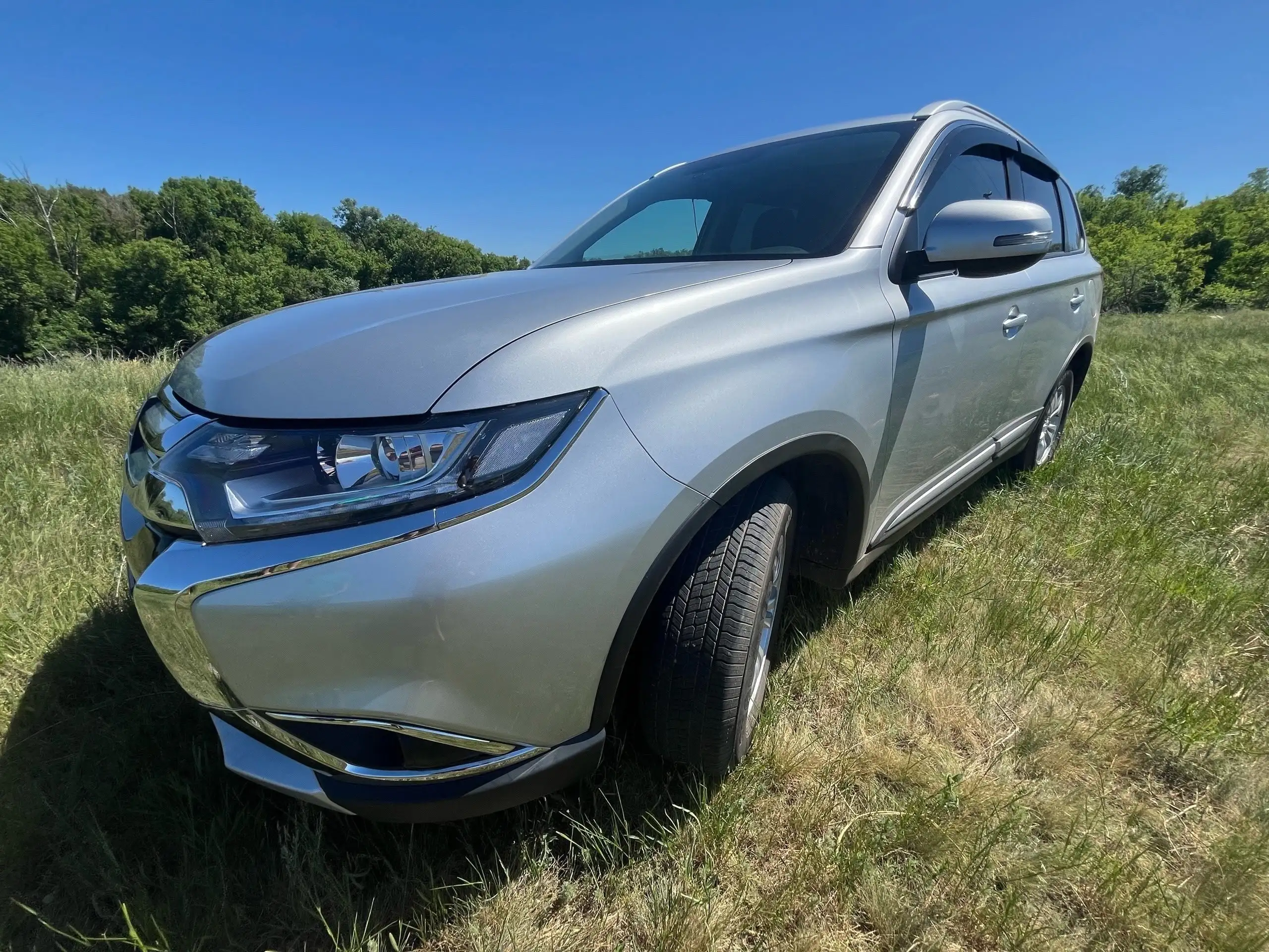 Mitsubishi Outlander 2018 - Легковые авто (Авто) в Тольятти