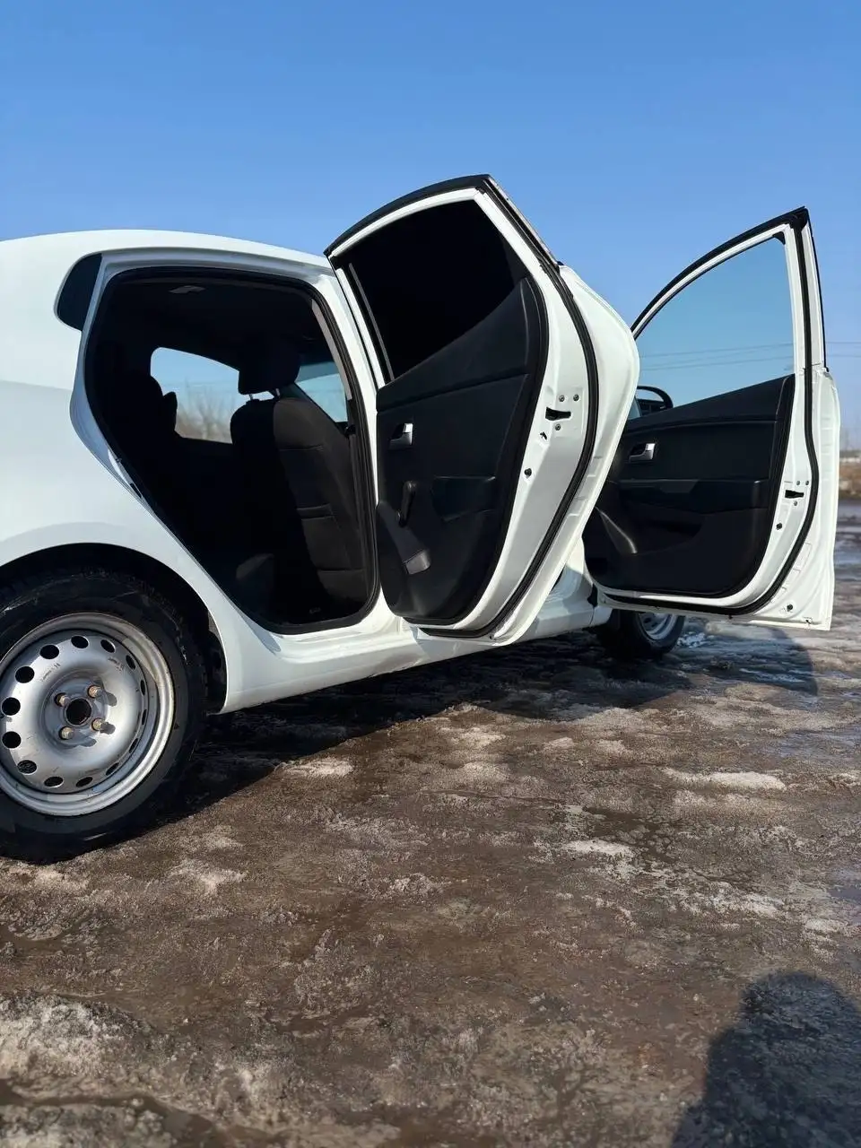 Kia Rio 3 2016 в отличном состоянии - Легковые автомобили (Авто) в пгт Безенчук