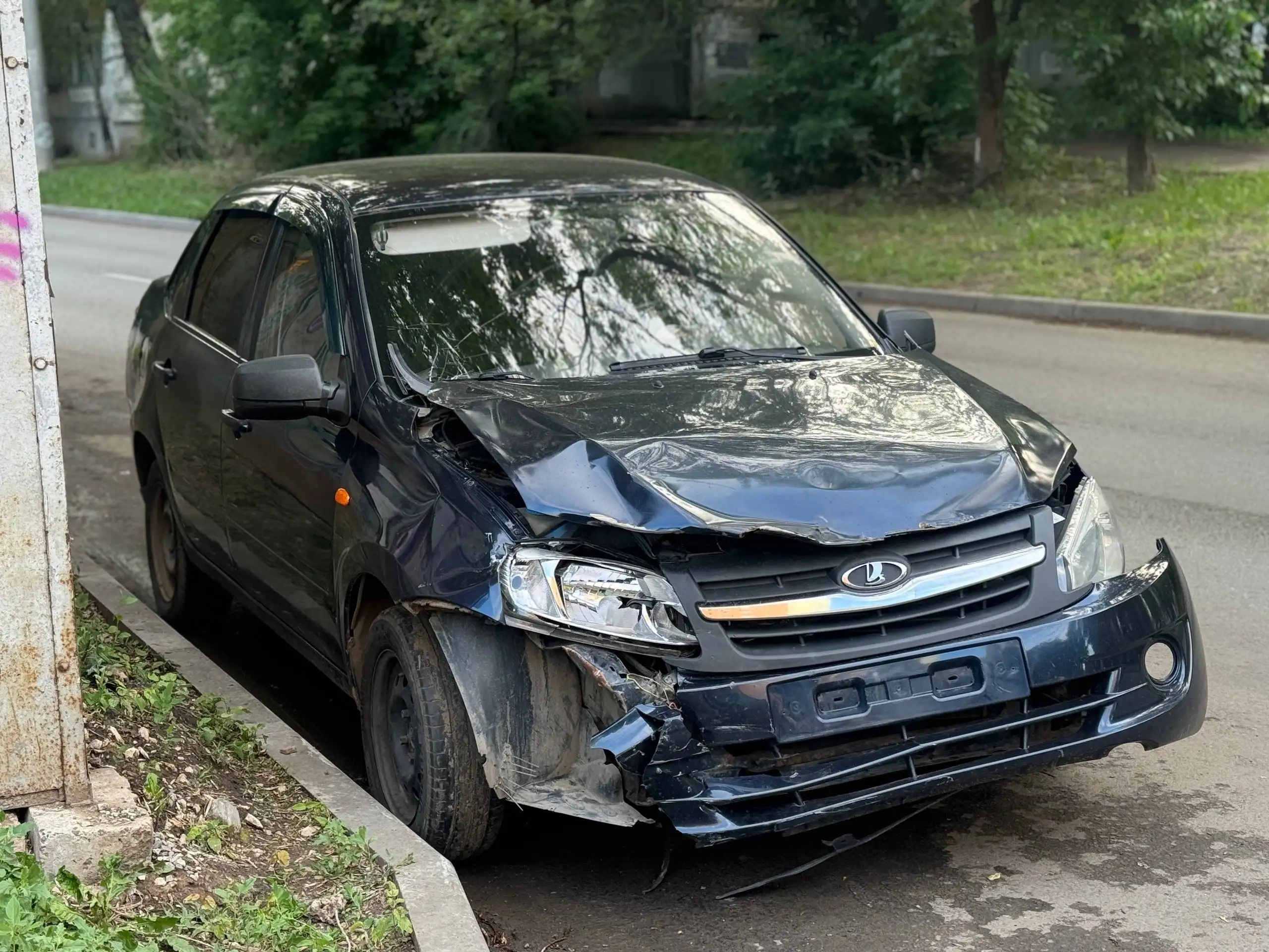 Lada Granta 2012 - Авто в Самара