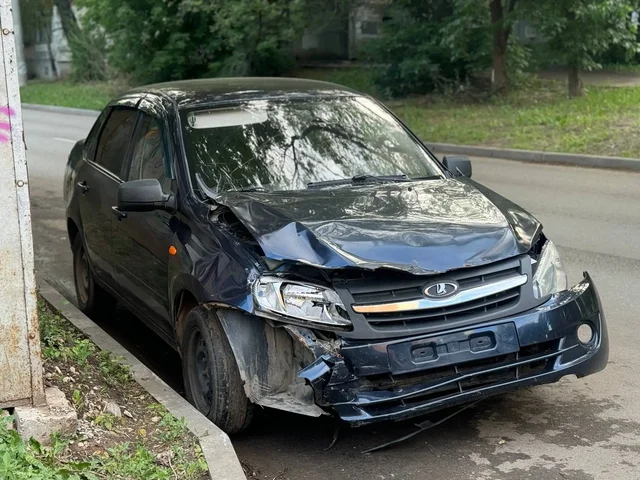 Lada Granta 2012 - Авто в Самара