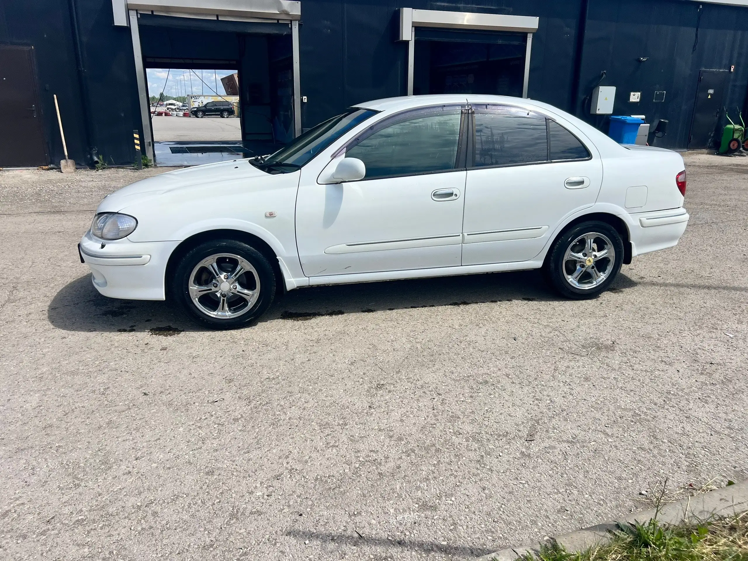 Nissan Bluebird 1.8 АКПП - Nissan Bluebird (Авто) в Самара