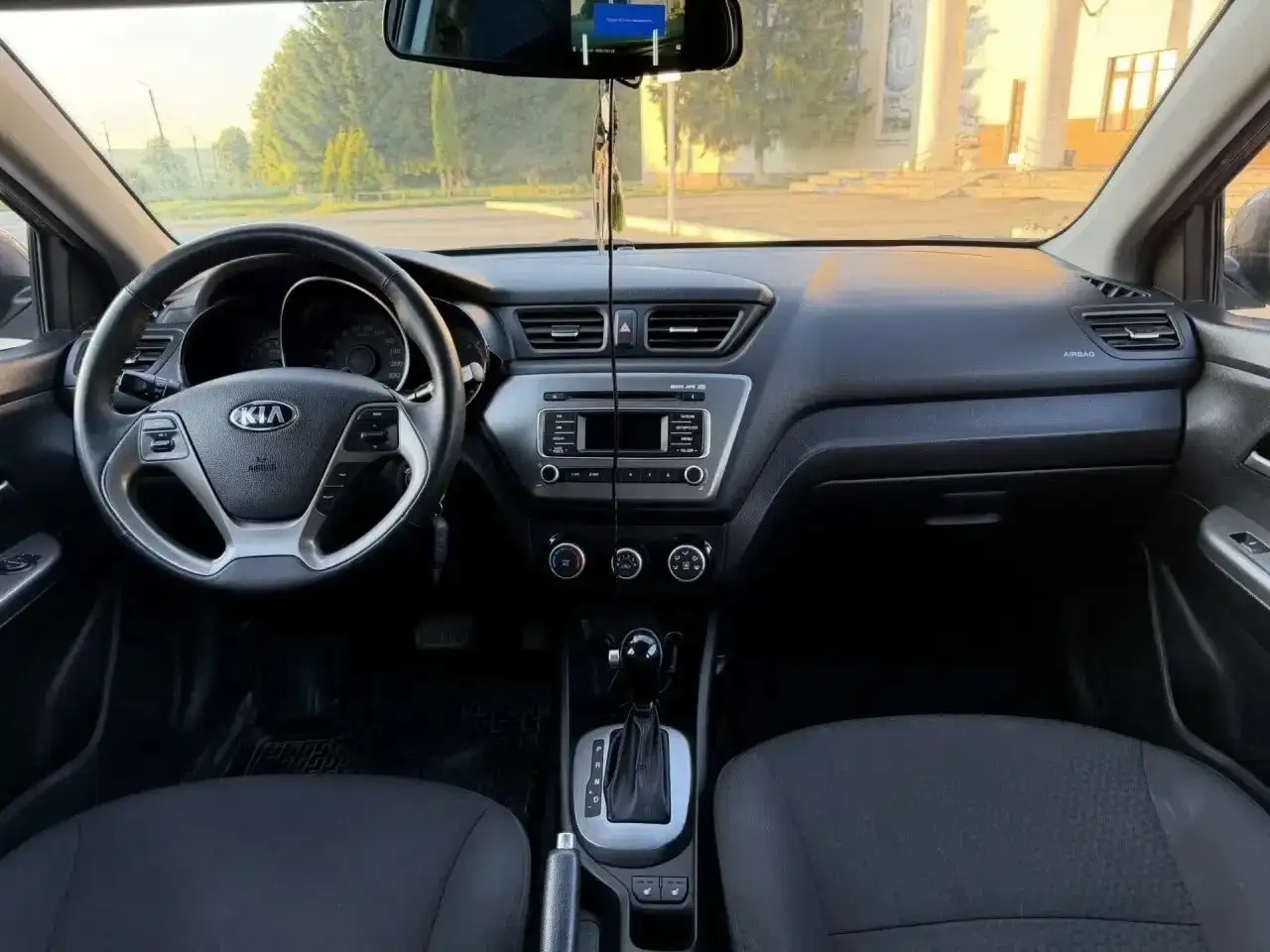 Kia Rio 2016, 1.6 AT, пробег 90 000 км - Легковые автомобили (Авто) в Тольятти