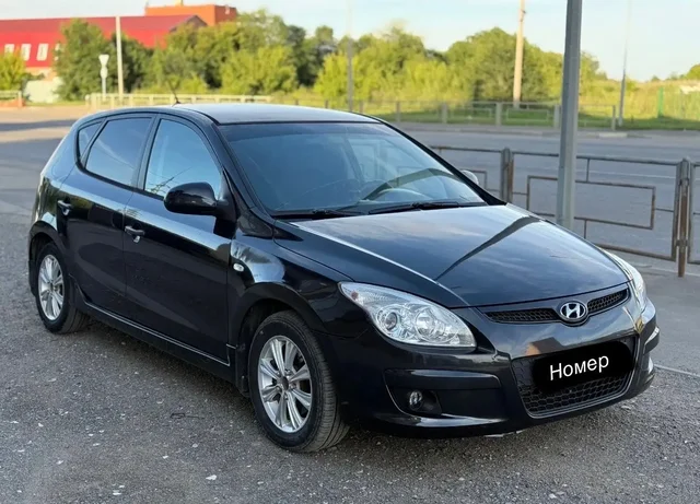 Hyundai i30 2010 - Авто в Самара