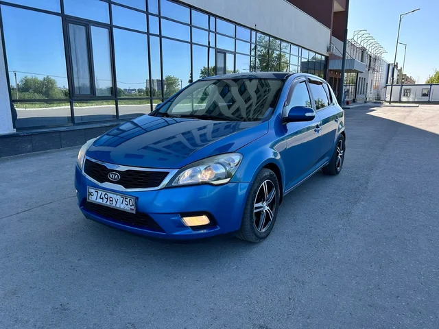 Kia Ceed 2011 продажа - Легковые автомобили в Самара