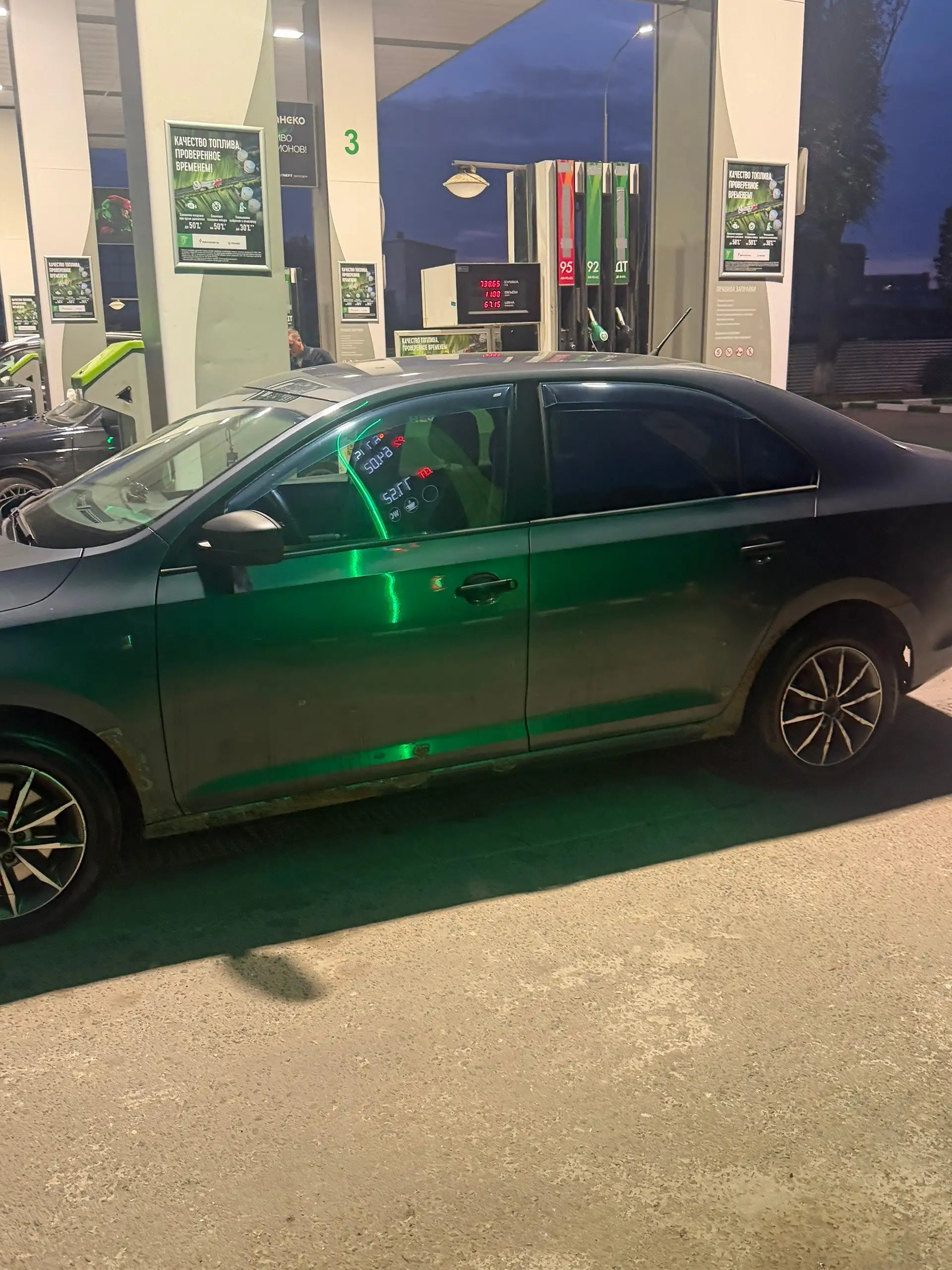 Skoda Rapid 2014 - Легковые автомобили (Авто) в Самара