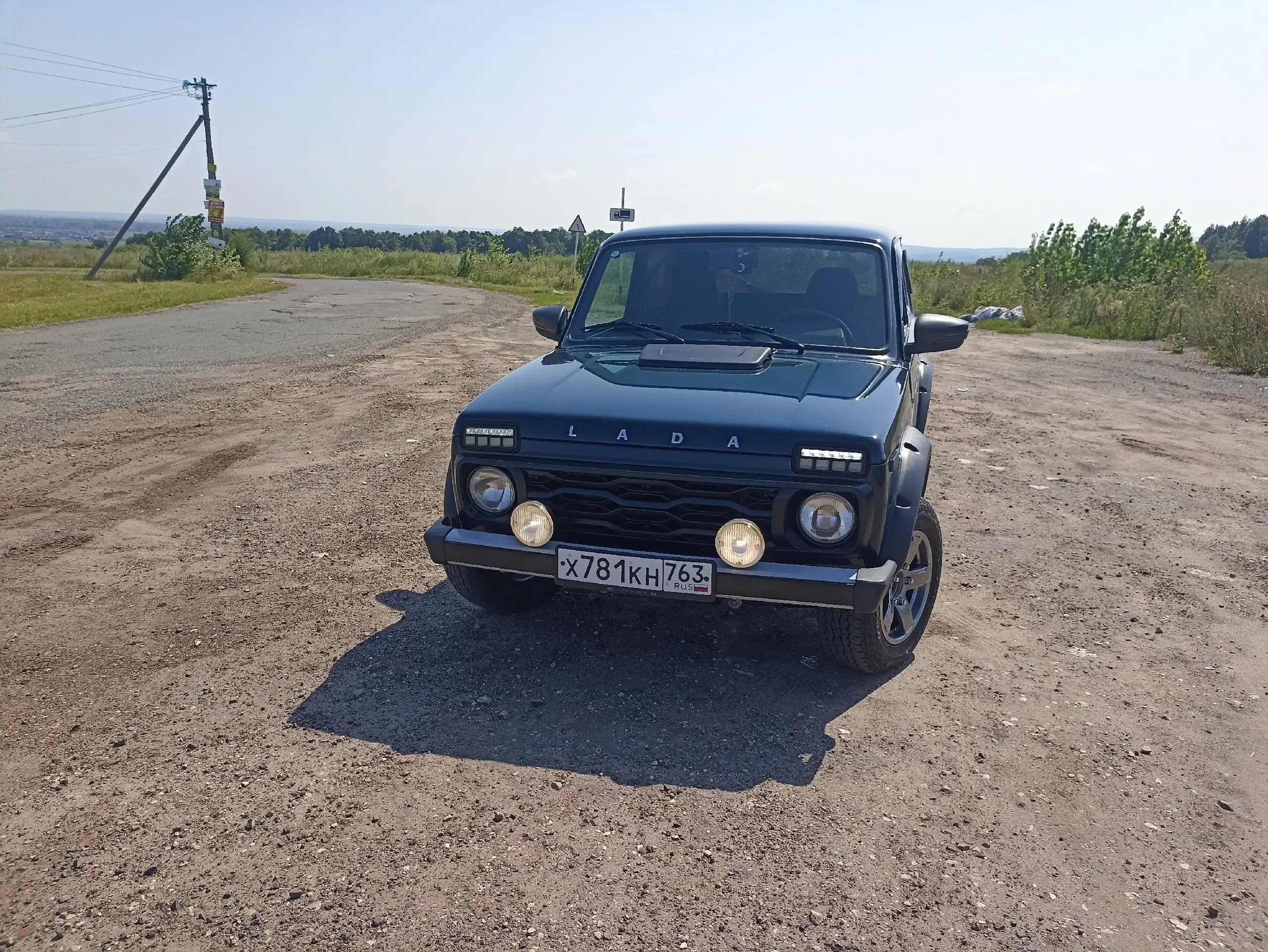 LADA NIVA 4x4 (2019) в хорошем состоянии - Внедорожник (Авто) в Самара