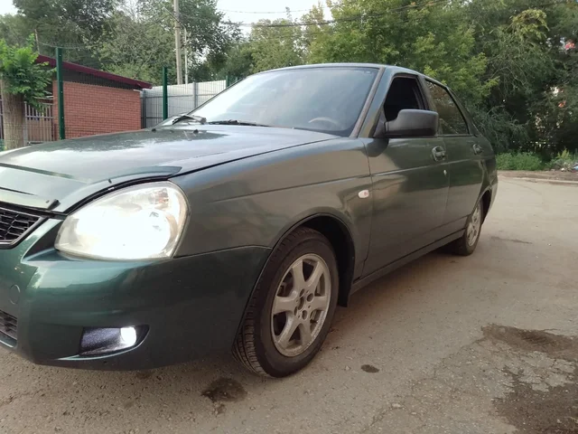 Lada Priora Хэтчбек 2008 г.в. в Самаре - Автомагнитолы в Самара