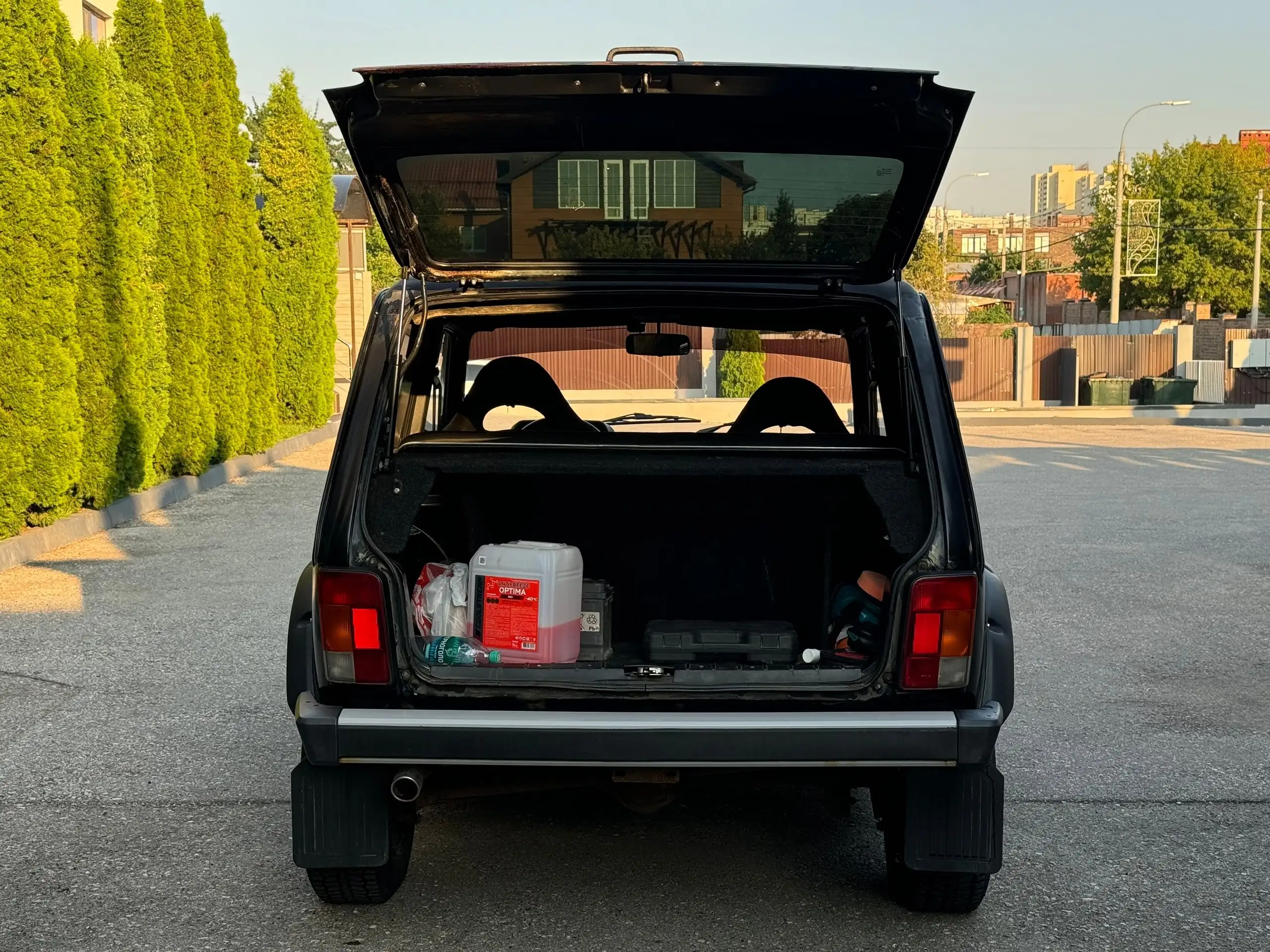 Lada Niva 212140 2009 - переделанный салон, 120 тыс. км - Авто в Тольятти
