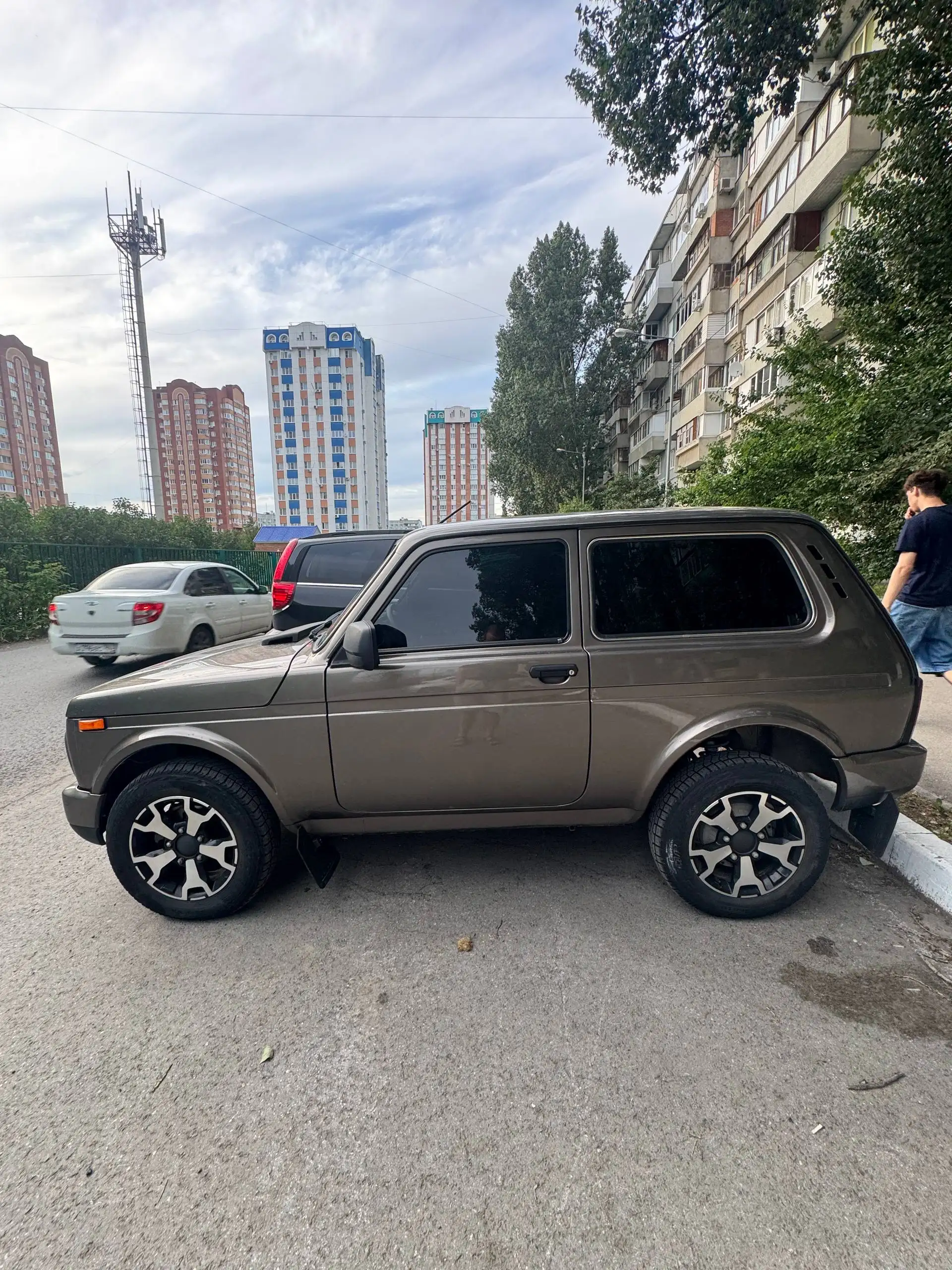 LADA Niva Urban 2020, 68400 км - Авто в Тольятти