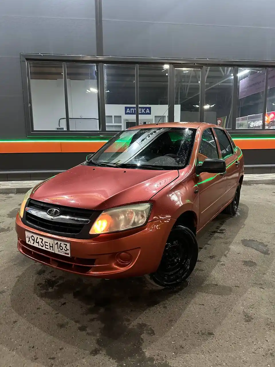 Продажа Lada Granta 2013 года