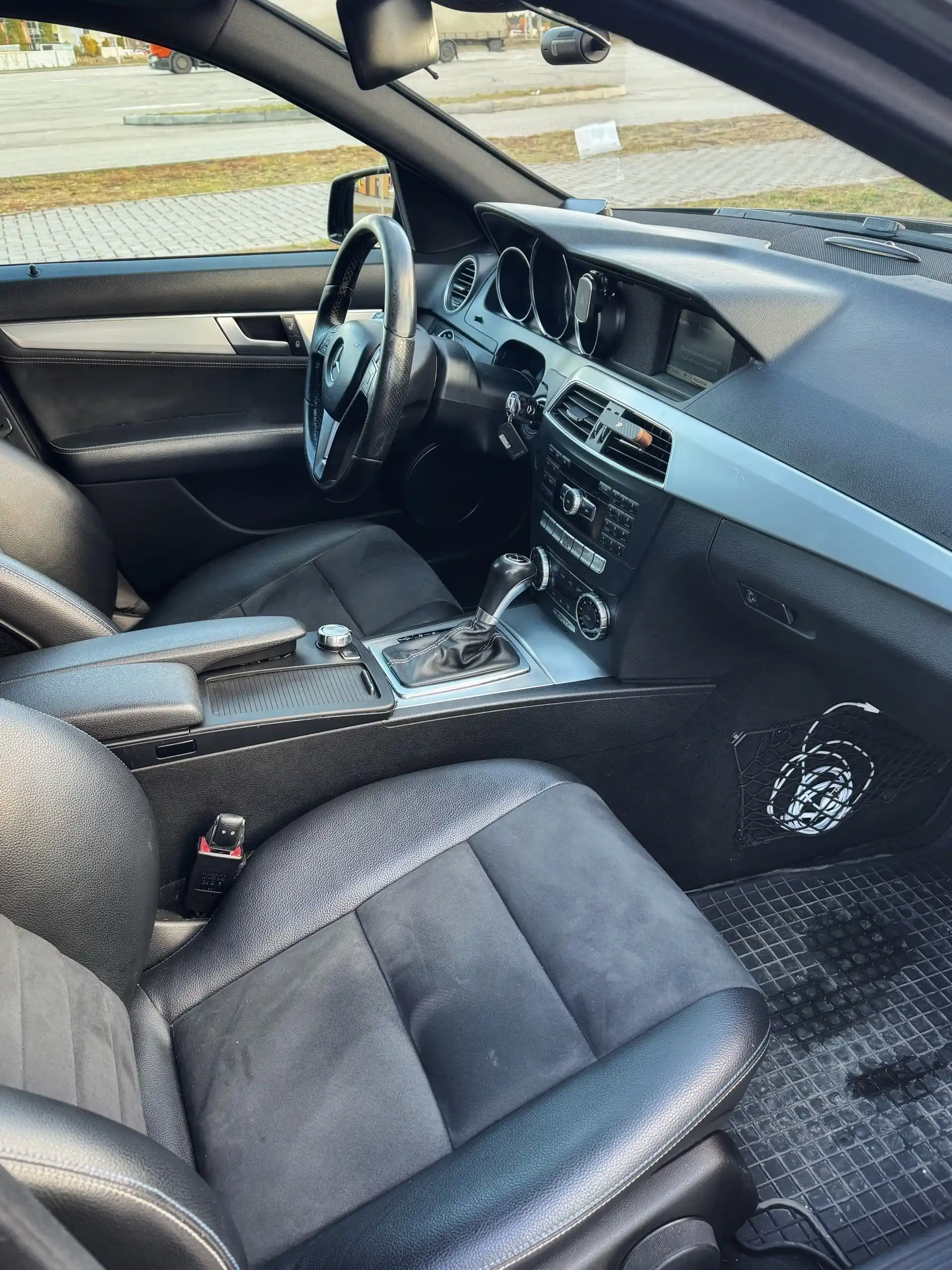 MERCEDES-BENZ C-Класс 2013