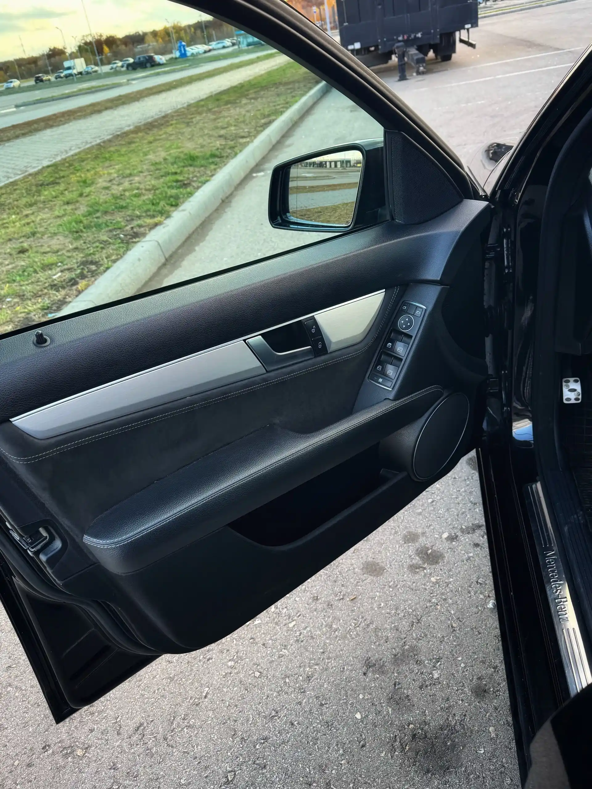 MERCEDES-BENZ C-Класс 2013