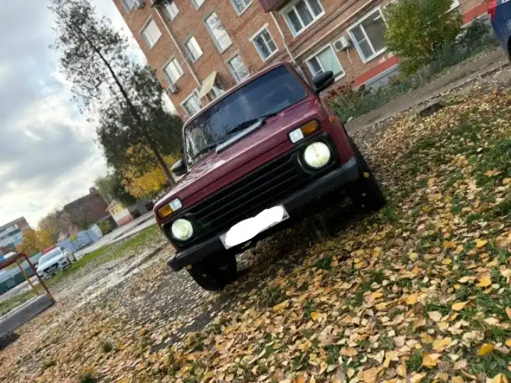 Продам ВАЗ 21213 2001 года