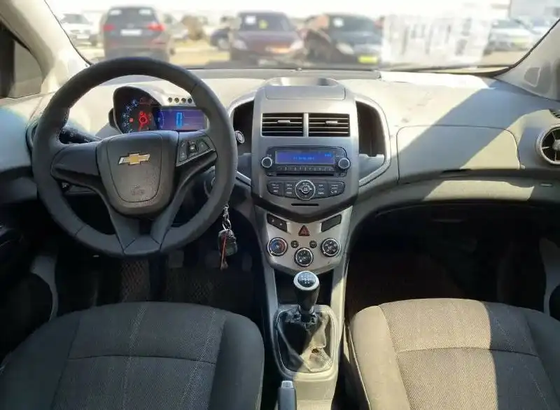 Шевроле Авео 2013 года