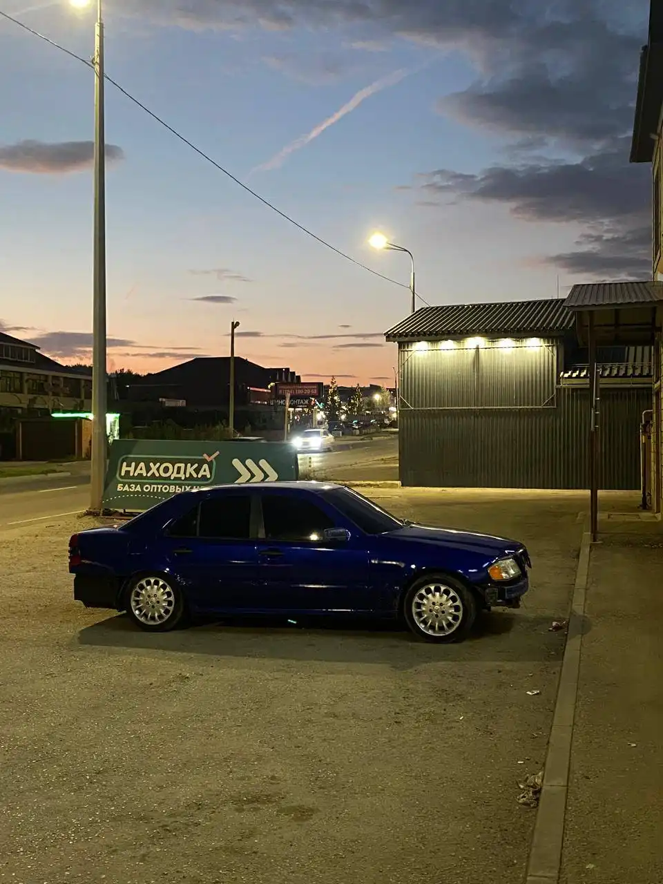 Продам Mercedes C-klass 1999 года рестайлинг