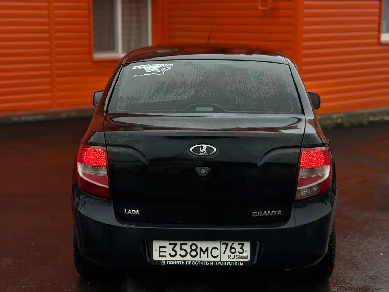 Продам LADA GRANTA 2012 года в отличном состоянии