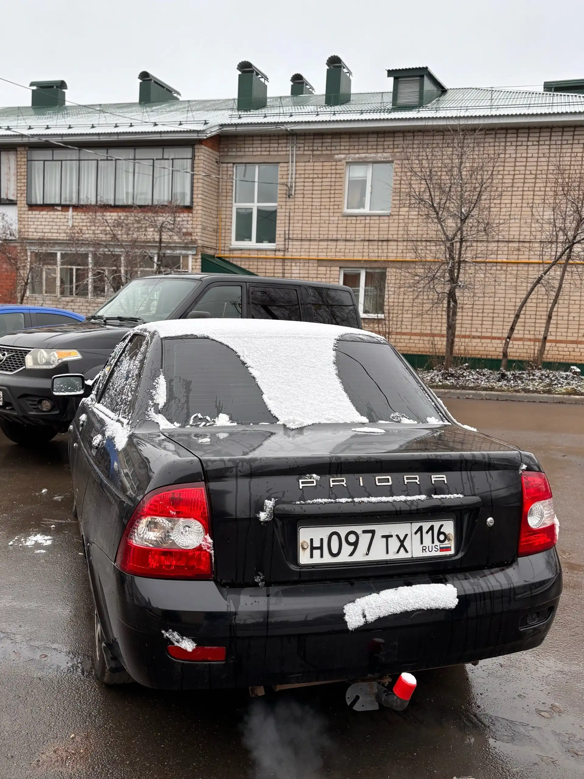 Продам автомобиль Lada Priora 2011 года