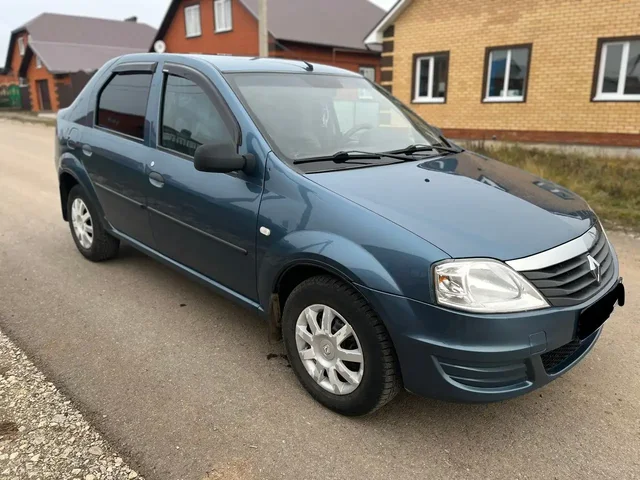 Продам Renault Logan 1.6 2011 года - Авто в Самара/Тольятти