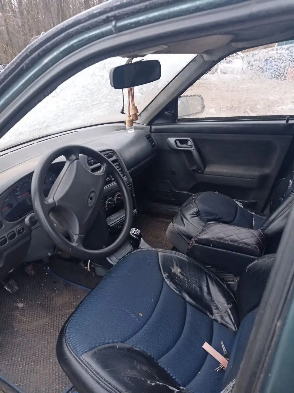 Продажа автомобиля 2007 года с ГУР