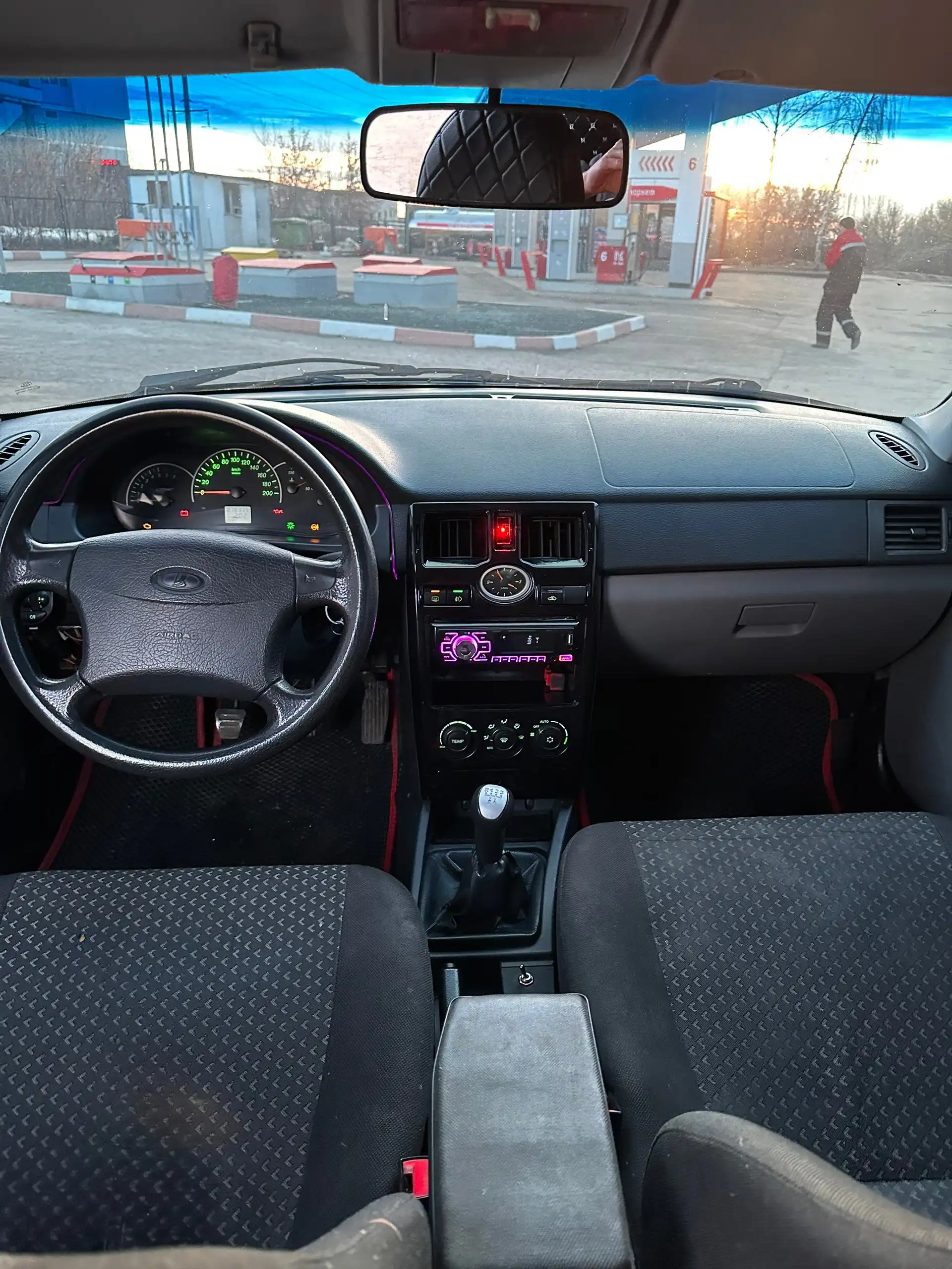 Лада Приора 2011 года с кондиционером