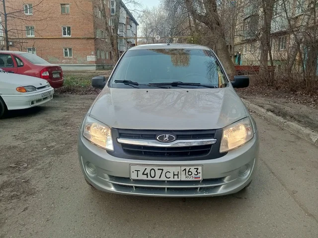 Продажа Lada Granta 2013 года - Авто в Самара