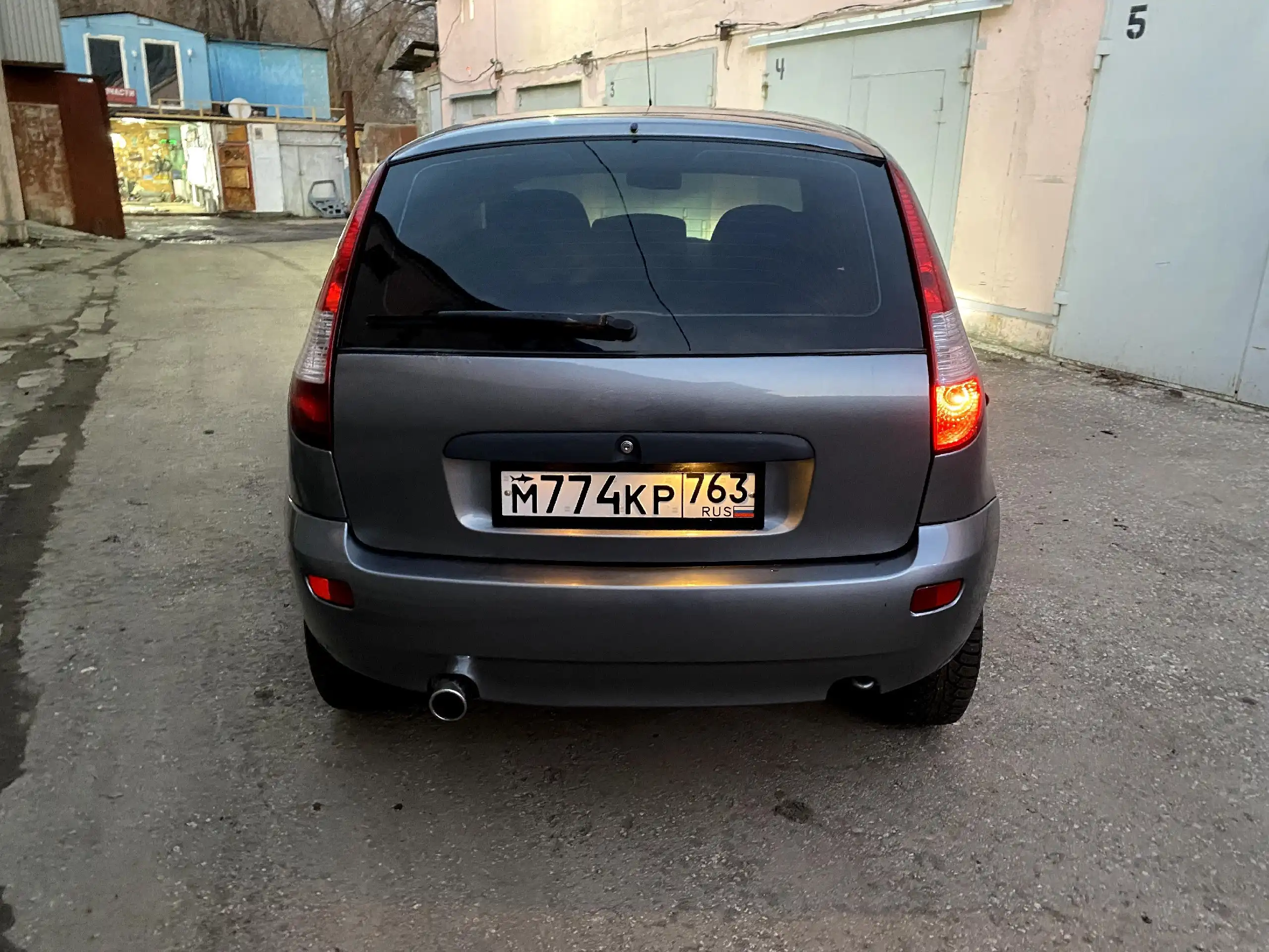 Лада Калина 2011 года в Самаре