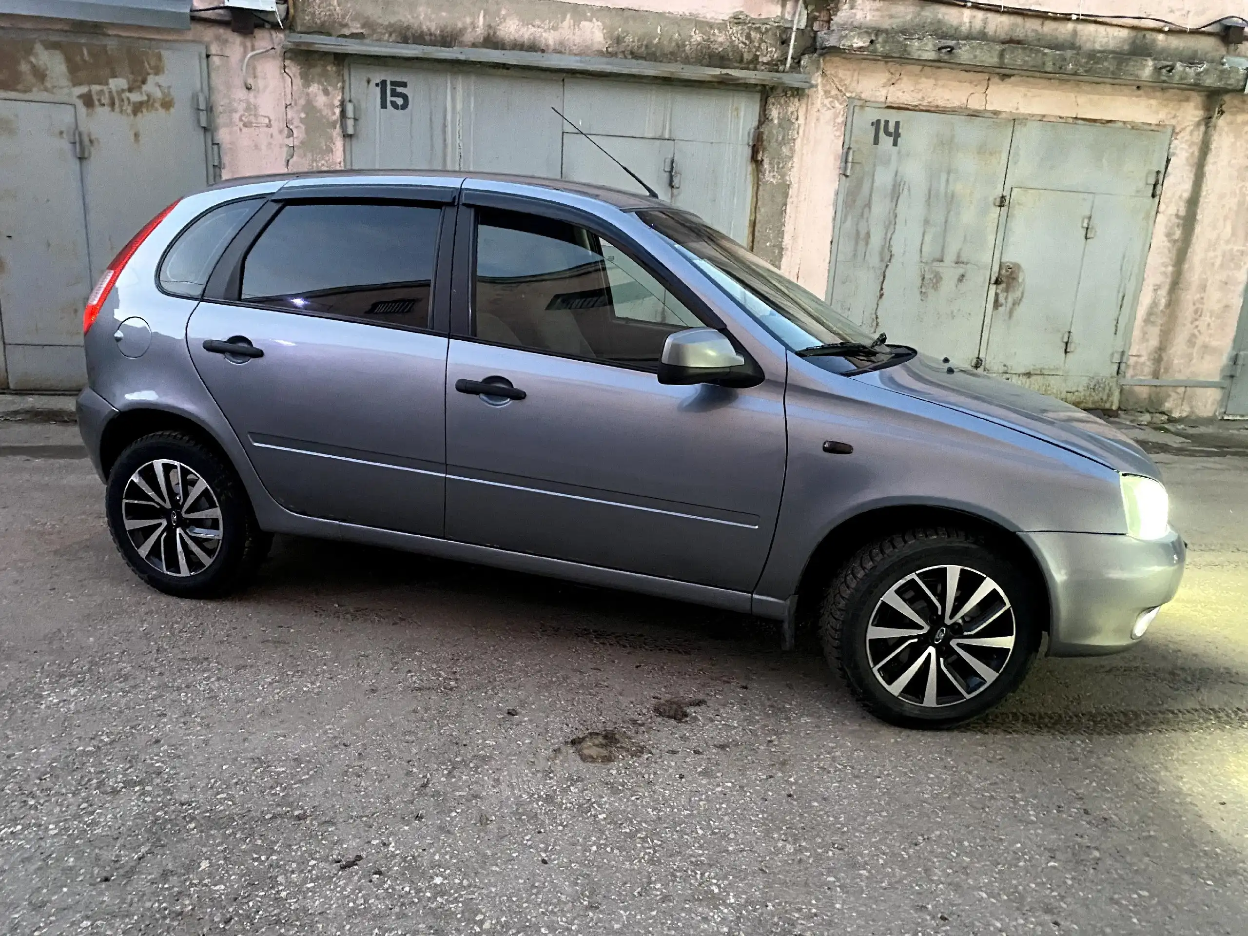 Лада Калина 2011 года в Самаре