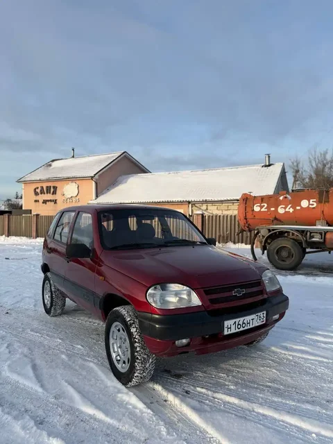Продам Ниву Шевроле 2004 года в достойном состоянии - Авто в Тольятти