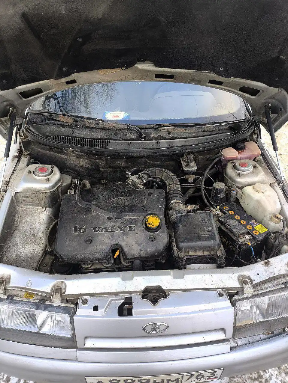 ВАЗ 2112 2005 года с пробегом 100000 км