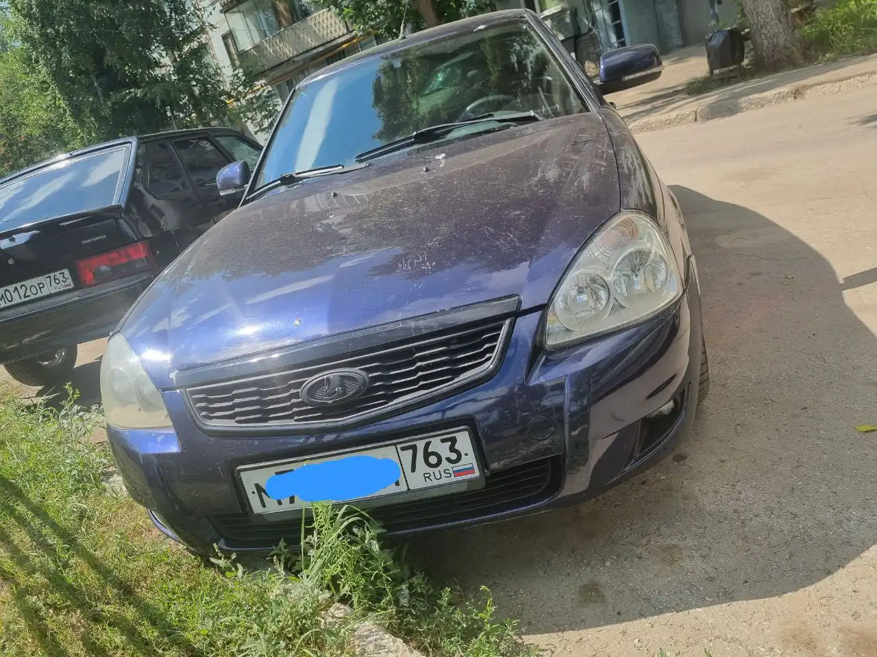 Lada Priora 2013 года в комплектации Люкс с дополнительным оборудованием