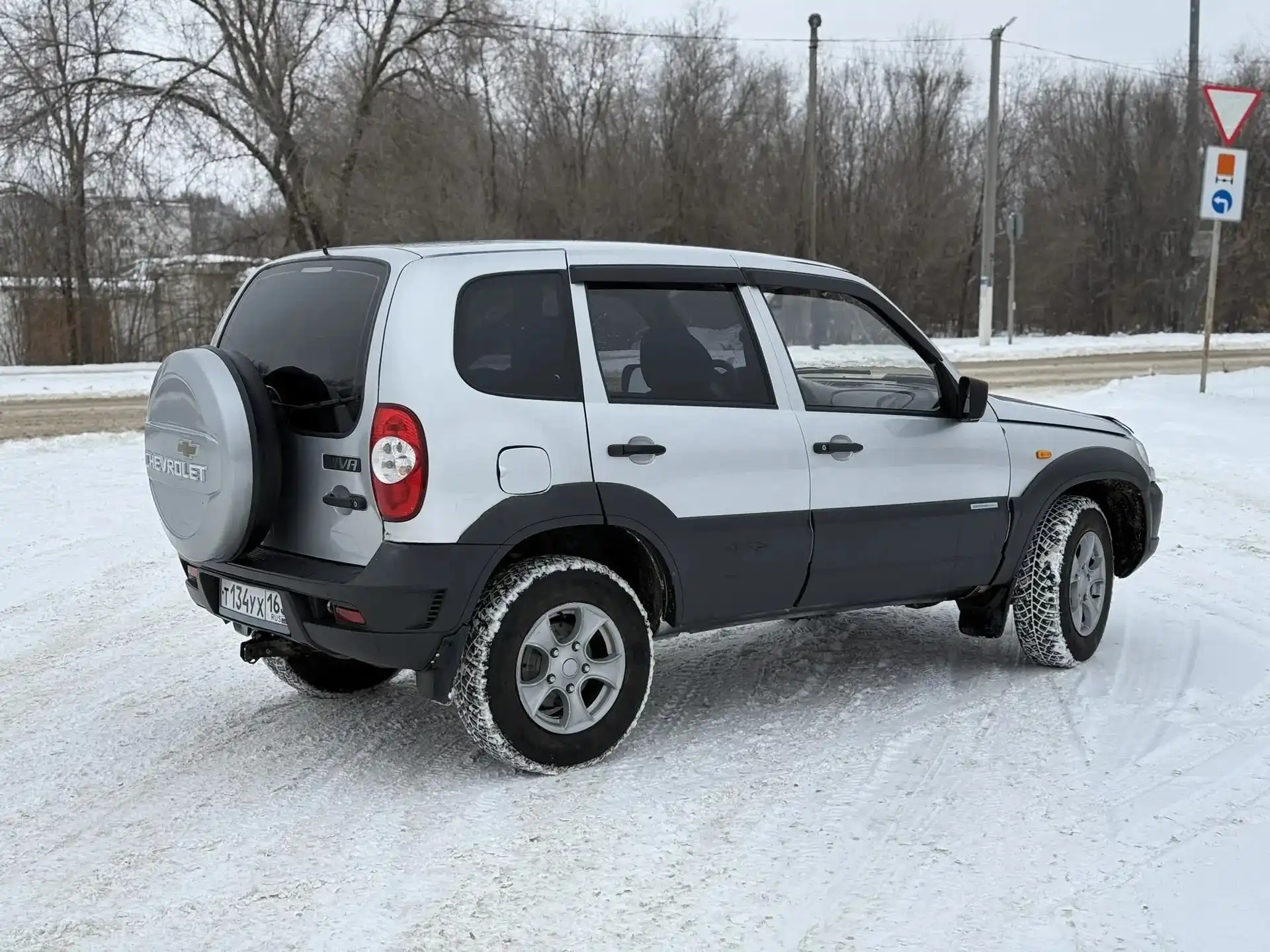 Chevrolet Niva Bertone 2009 года в отличном состоянии