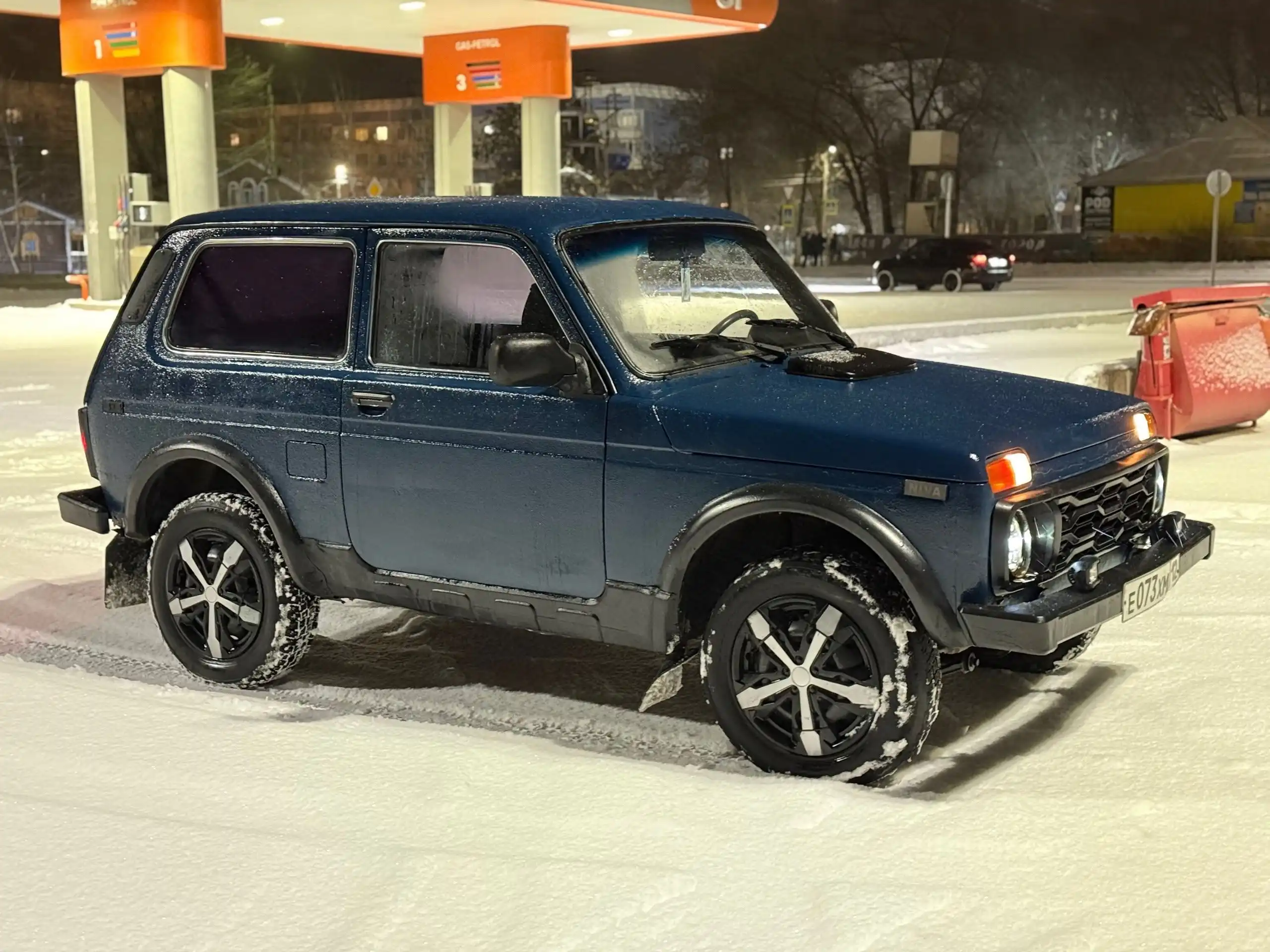 ВАЗ (LADA) 4x4 Нива 2010 года выпуска