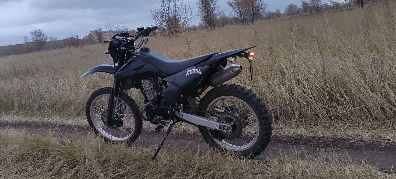 Продам эндуро 2025 года