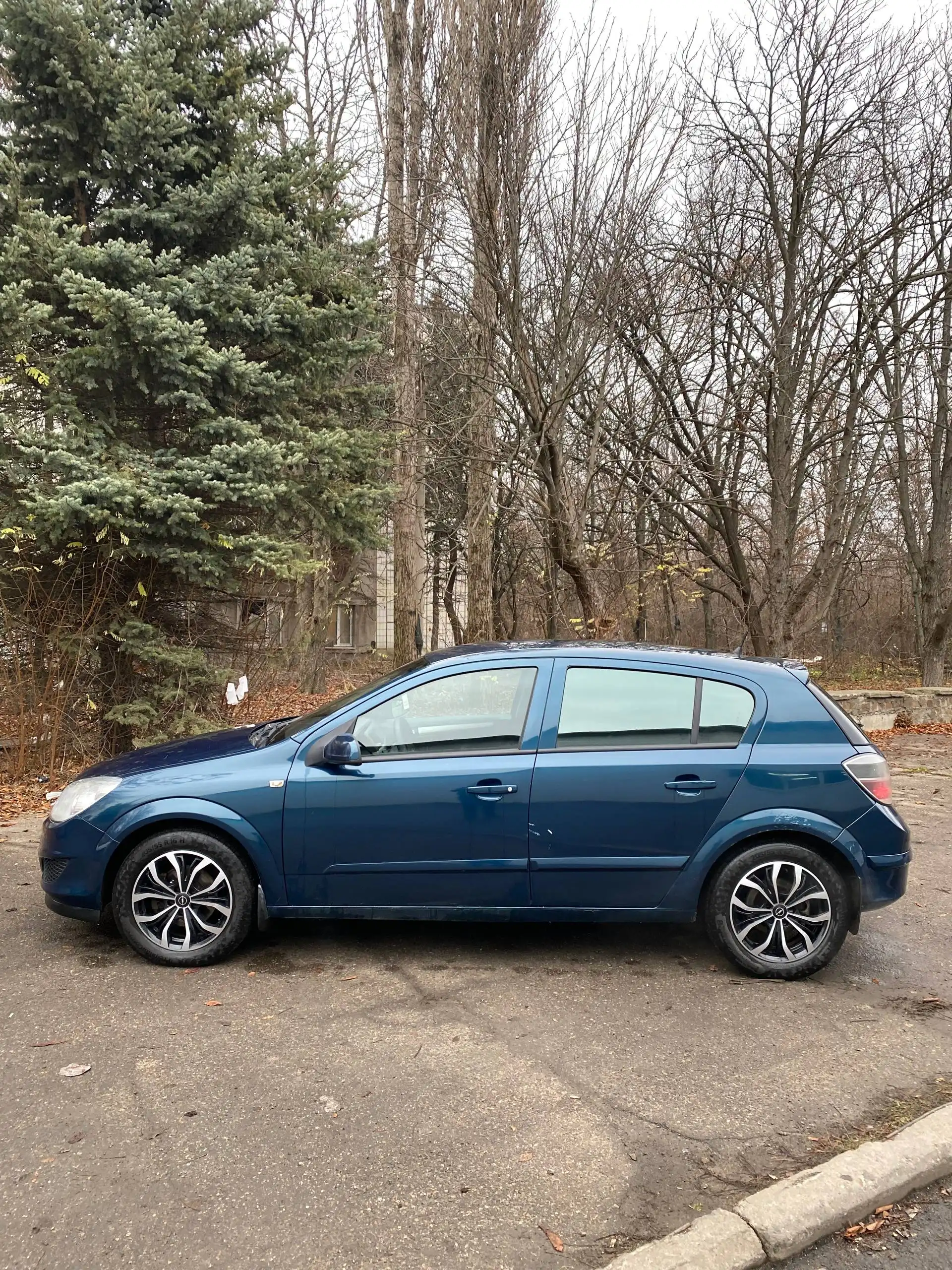 Opel Astra 2007 года в хорошем состоянии