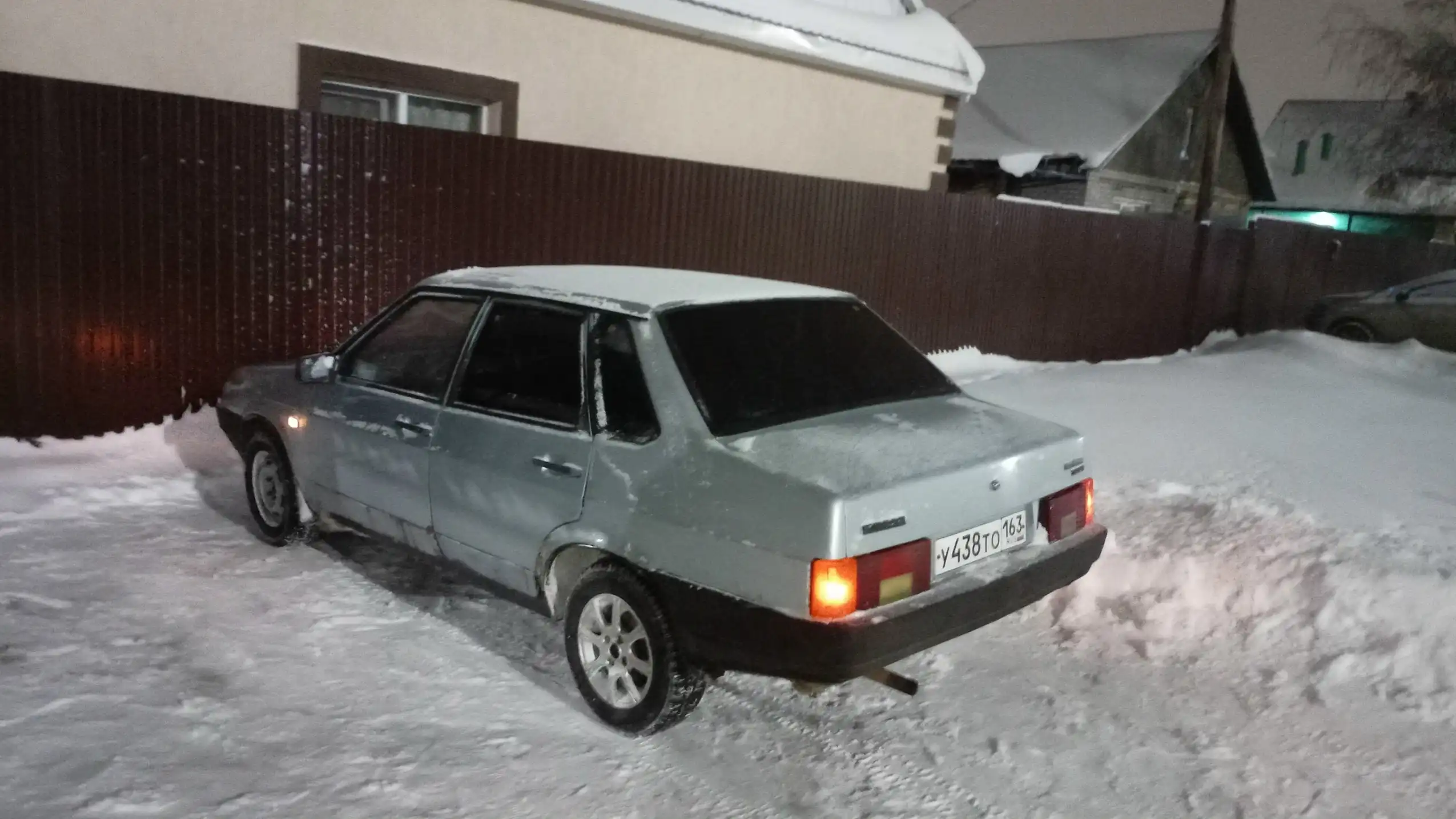 Lada 21099 1998 года выпуска