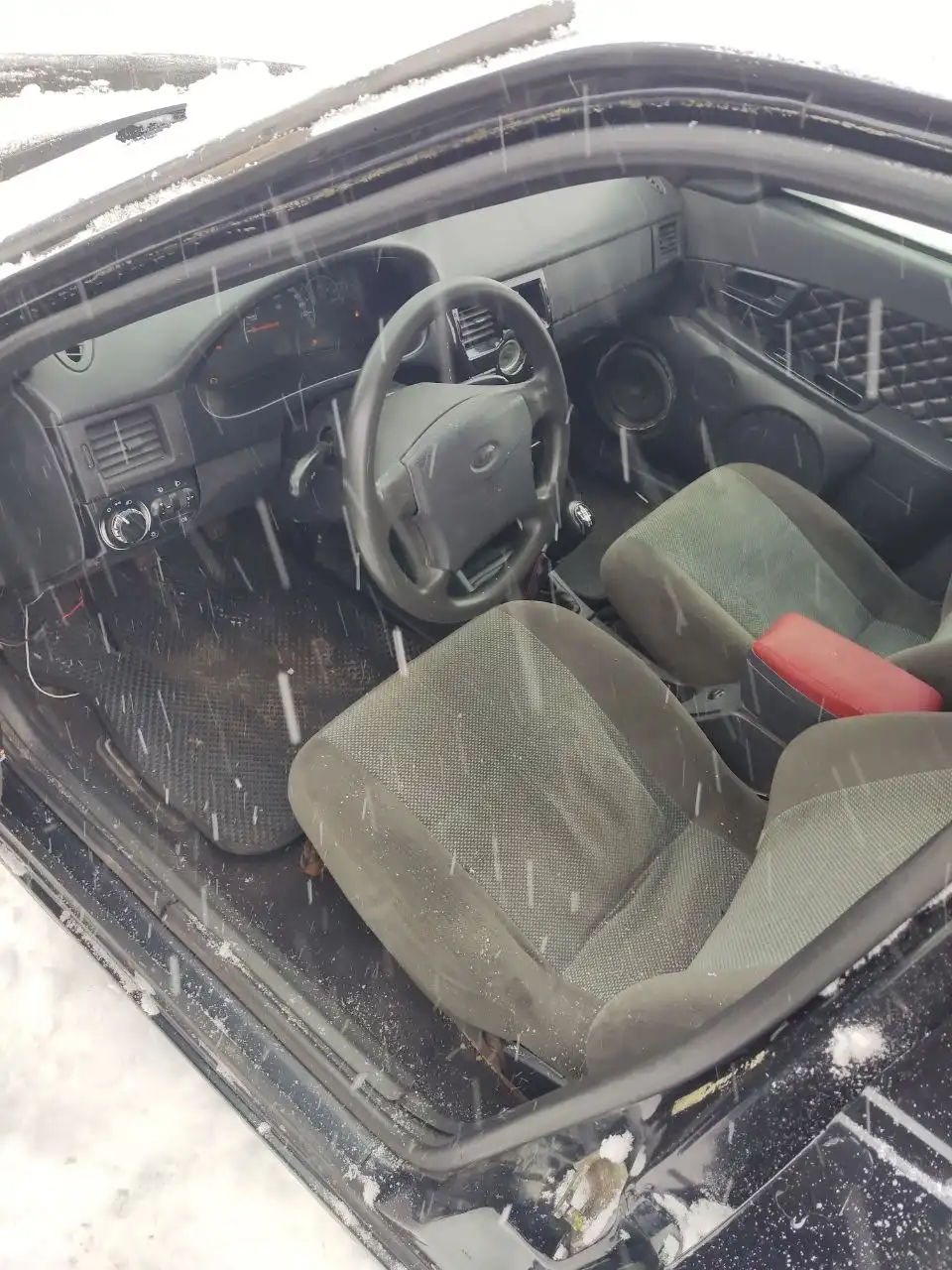 Лада Приора 2008 года с пробегом 30000 км