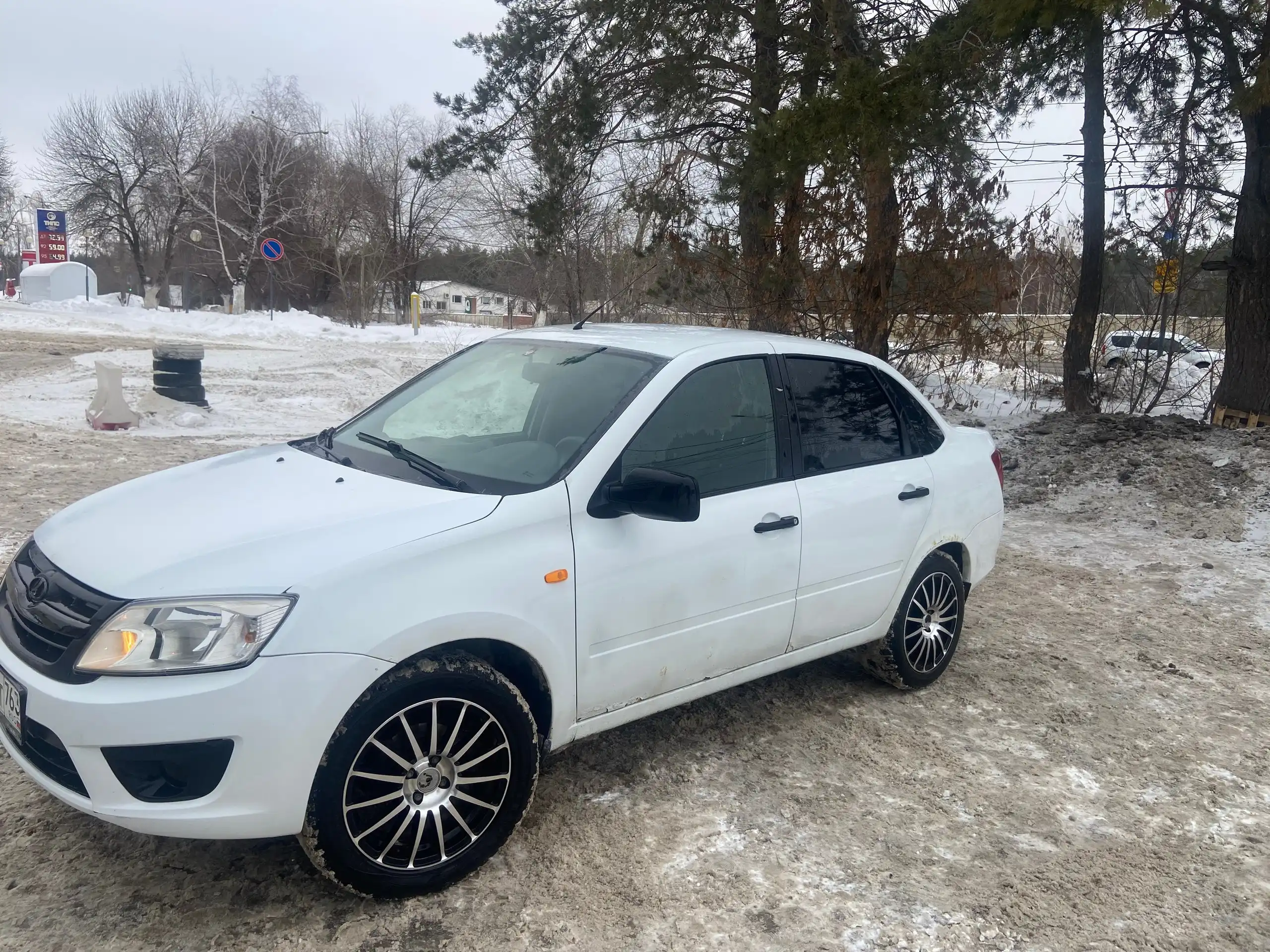 LADA Granta 2013, кондиционер, ходовая обслужена, пробег 168000 км