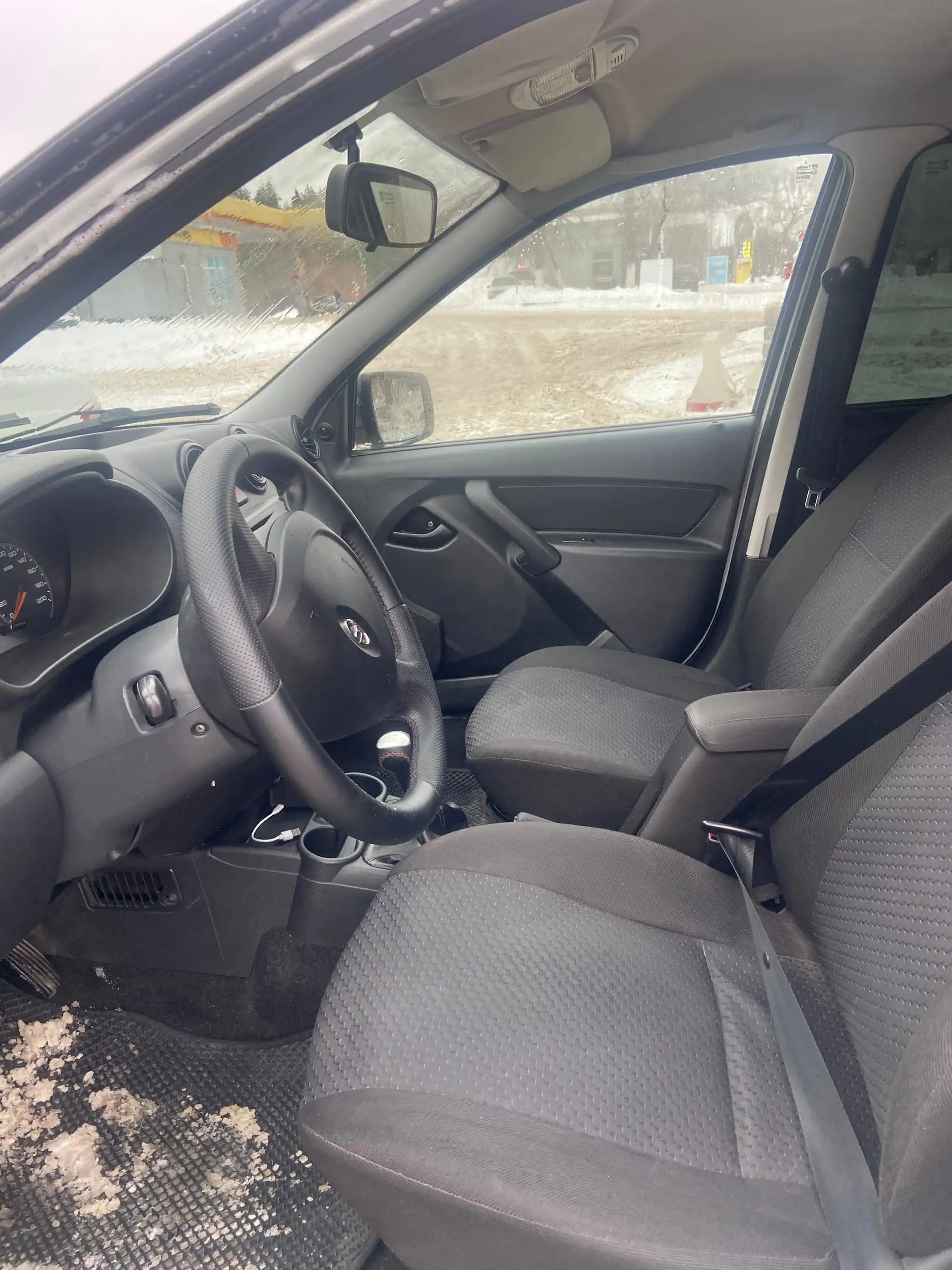 LADA Granta 2013, кондиционер, ходовая обслужена, пробег 168000 км