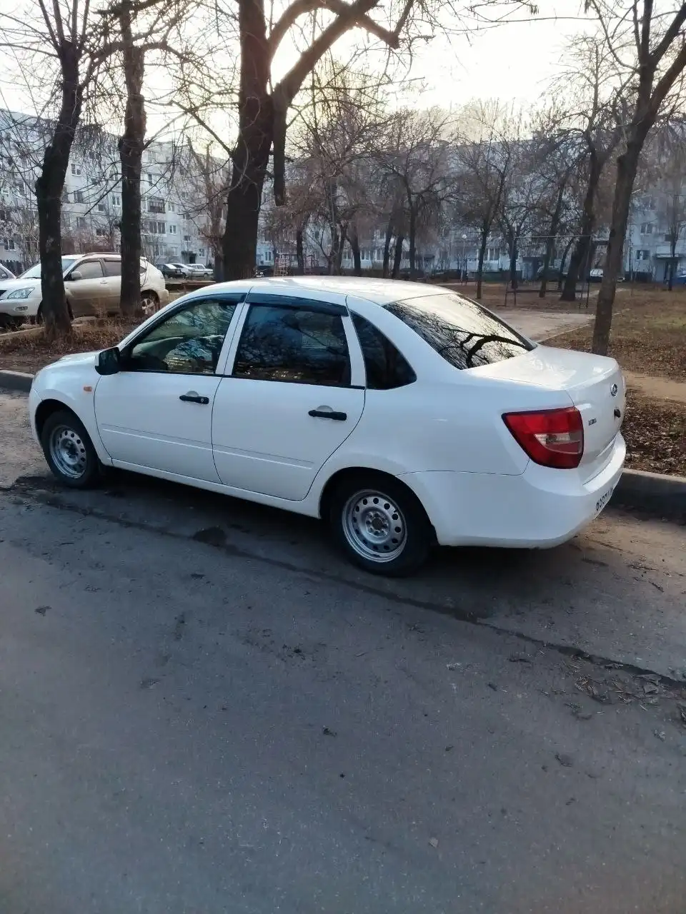 Продажа Лады Гранта 2015 года