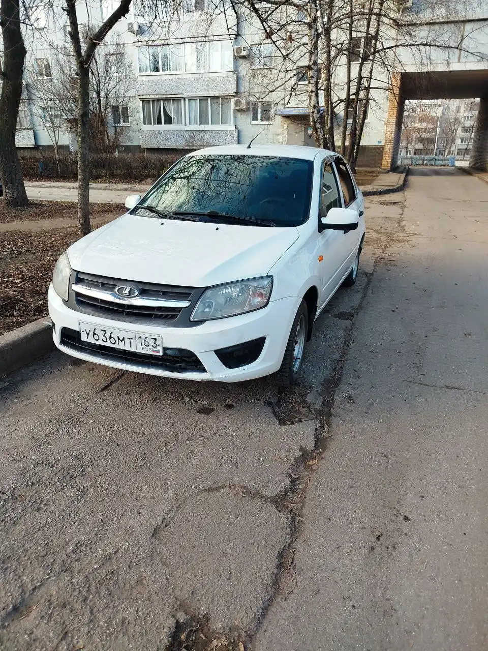 Продажа Лады Гранта 2015 года