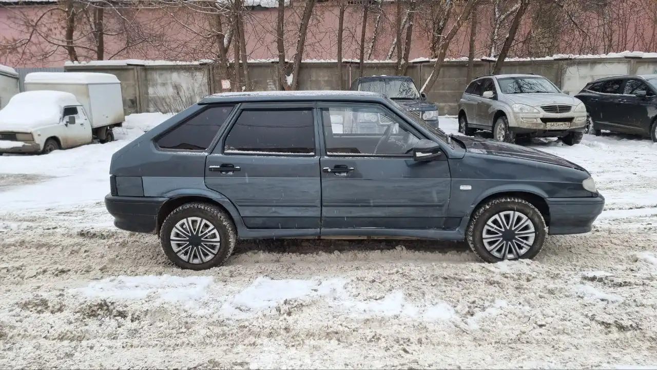 Продам ВАЗ 2114 2012 года с пробегом 150 тыс. км - Легковые автомобили (Авто) в Самара