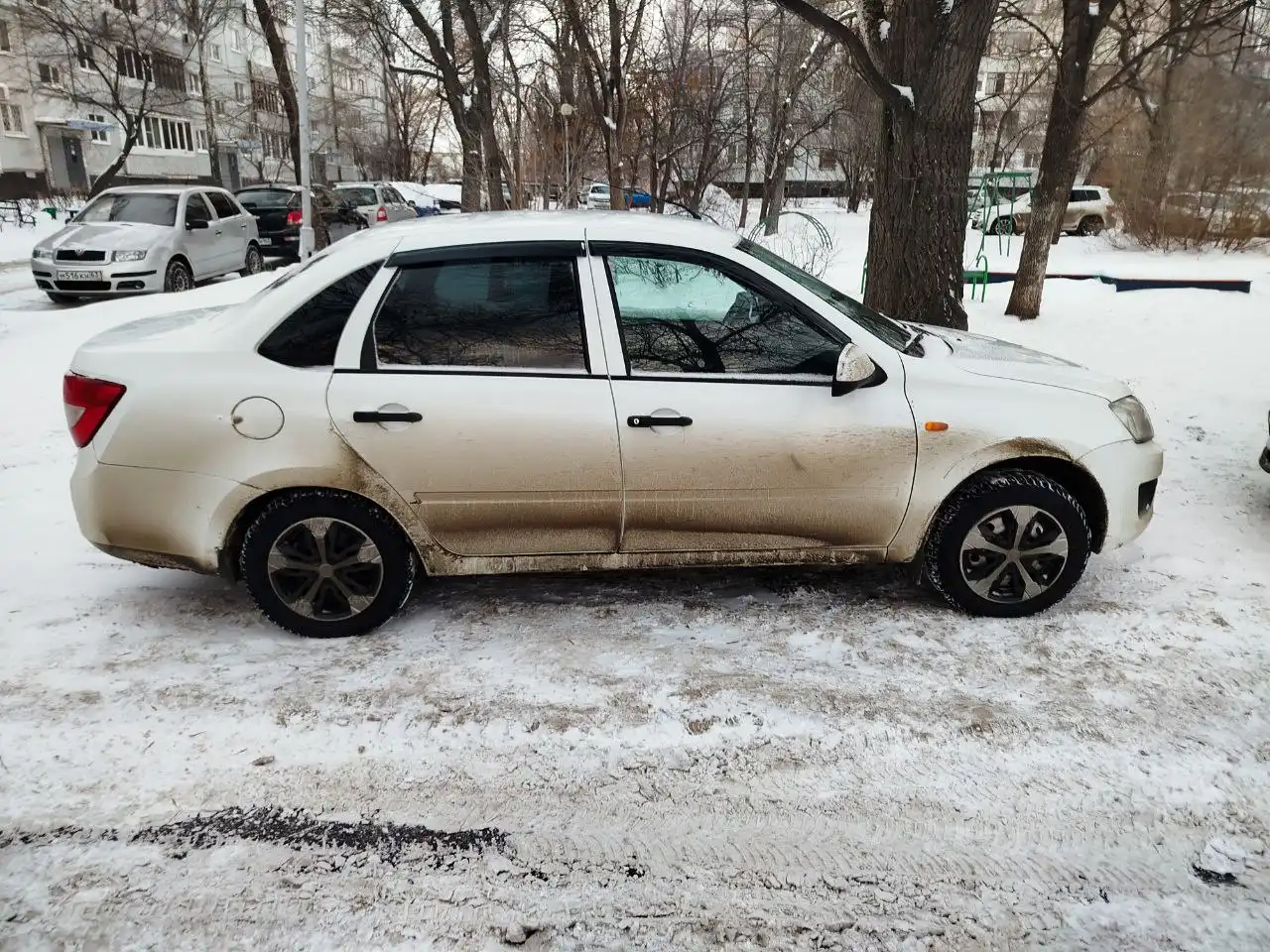 Продажа Лада Гранта 2015 года - Легковые автомобили (Авто) в Тольятти