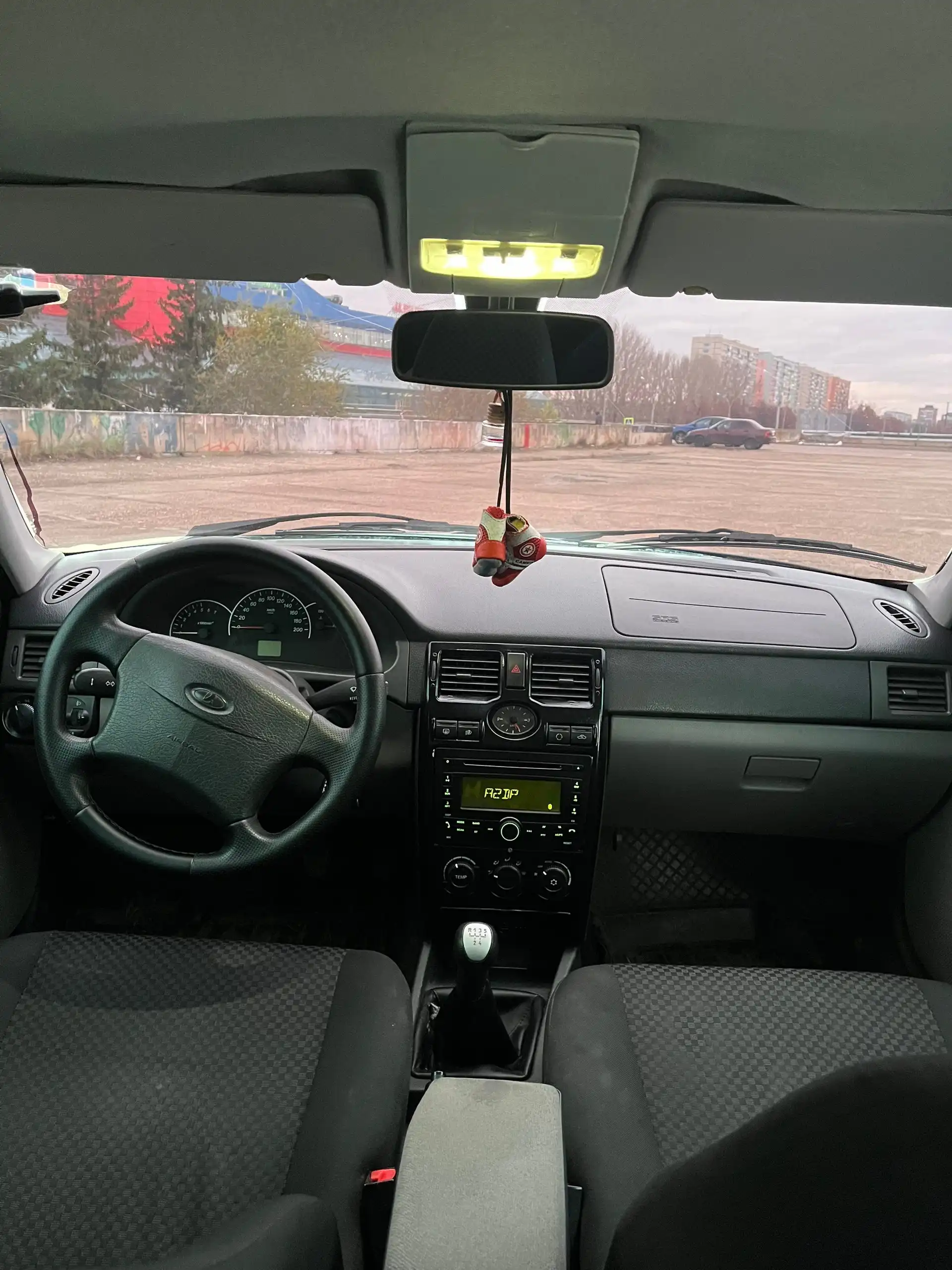 Продажа Лада Приора 2010 года в комплектации люкс - Легковые автомобили (Авто) в Самара