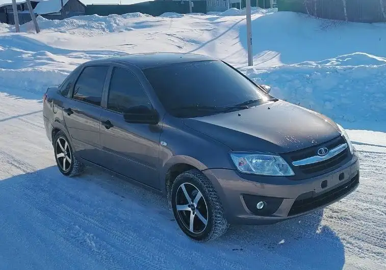 Продам LADA Granta 2014 года выпуска - Легковые автомобили (Авто) в Кинель-Черкассы