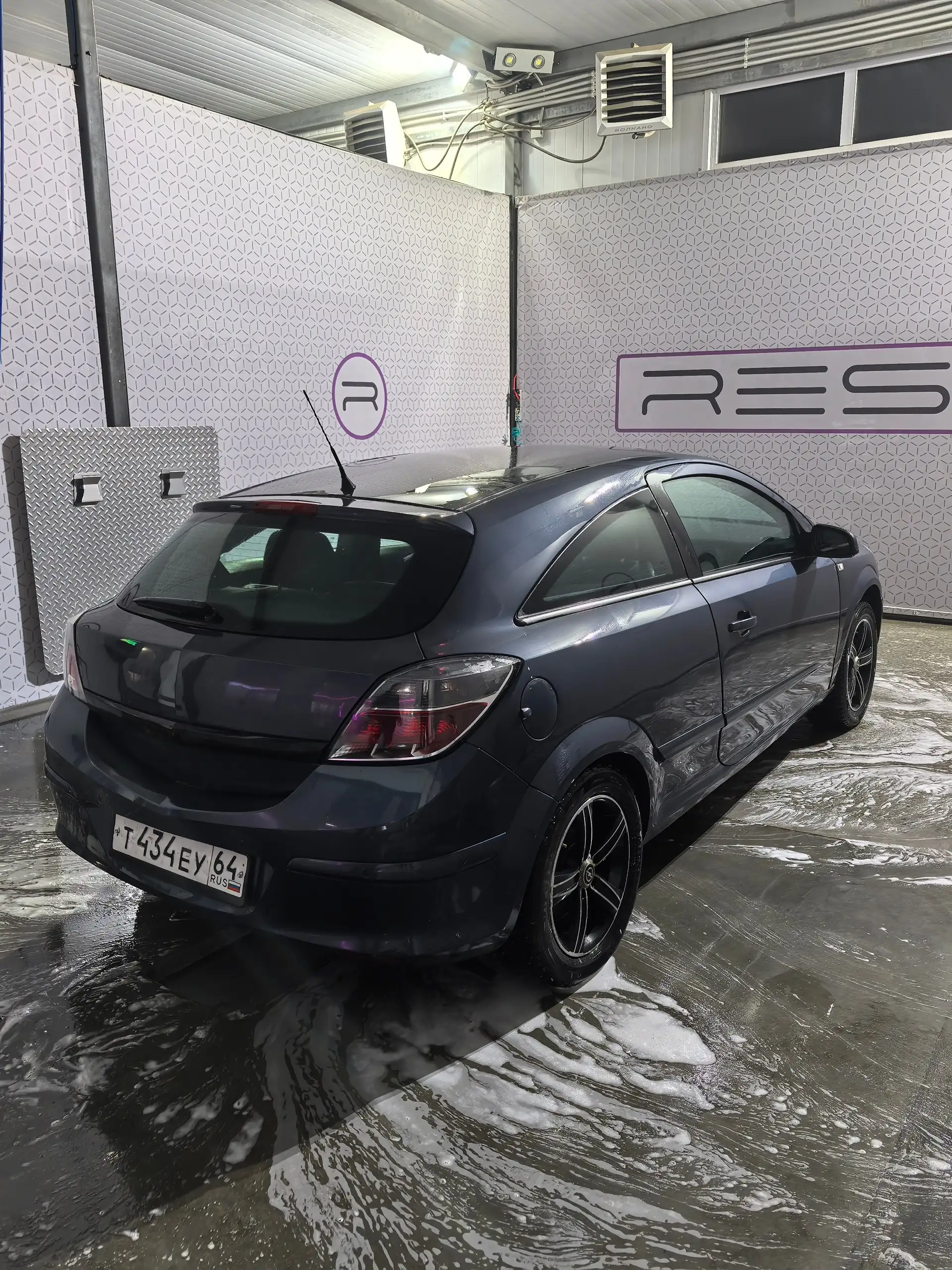 Opel Astra H GTC 1.8 2007 года - Авто в Самара