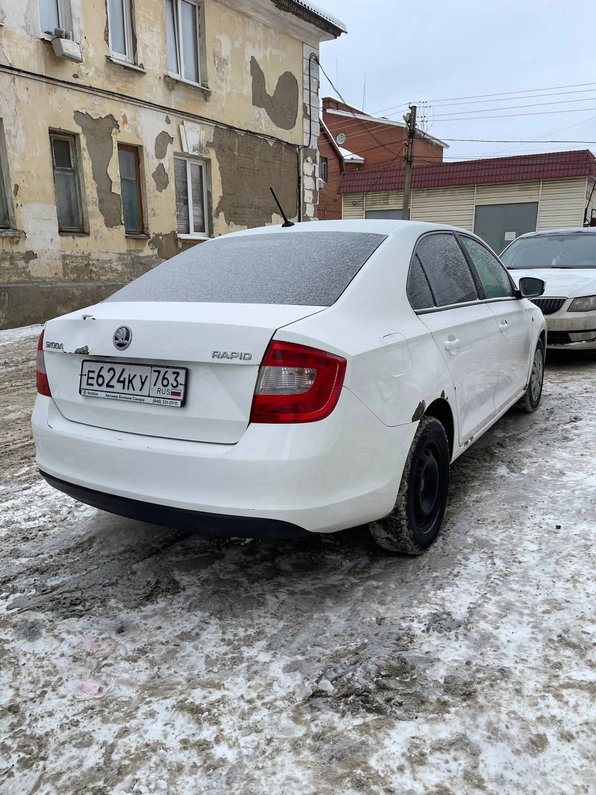 Skoda Rapid 2015 года с двигателем 1.6 л механика - Авто в Самара